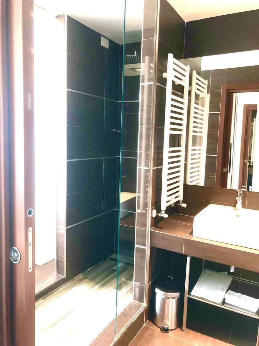 Superior Double Room - Photo 9
