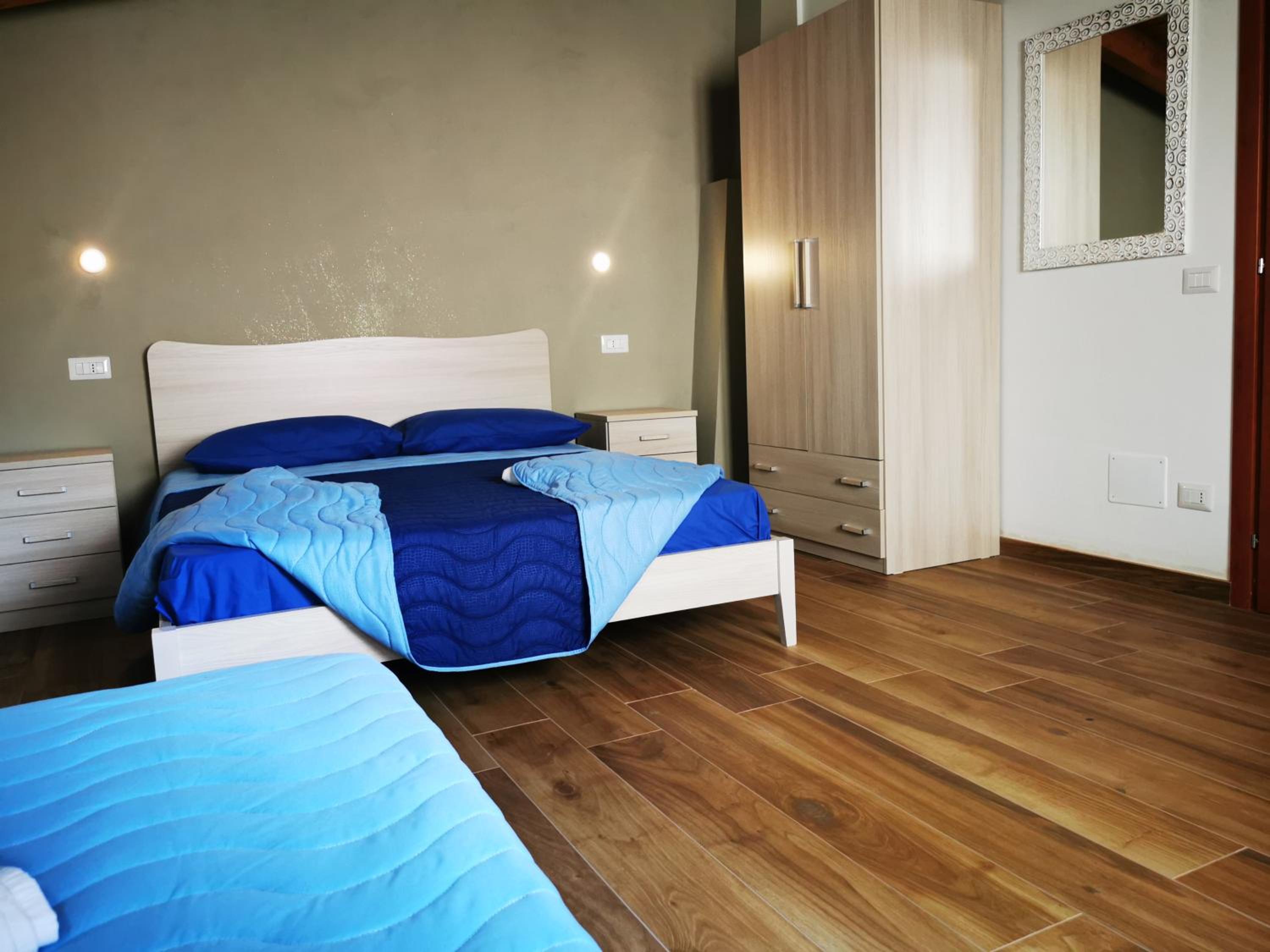 Double Room with Private Bathroom photo 2