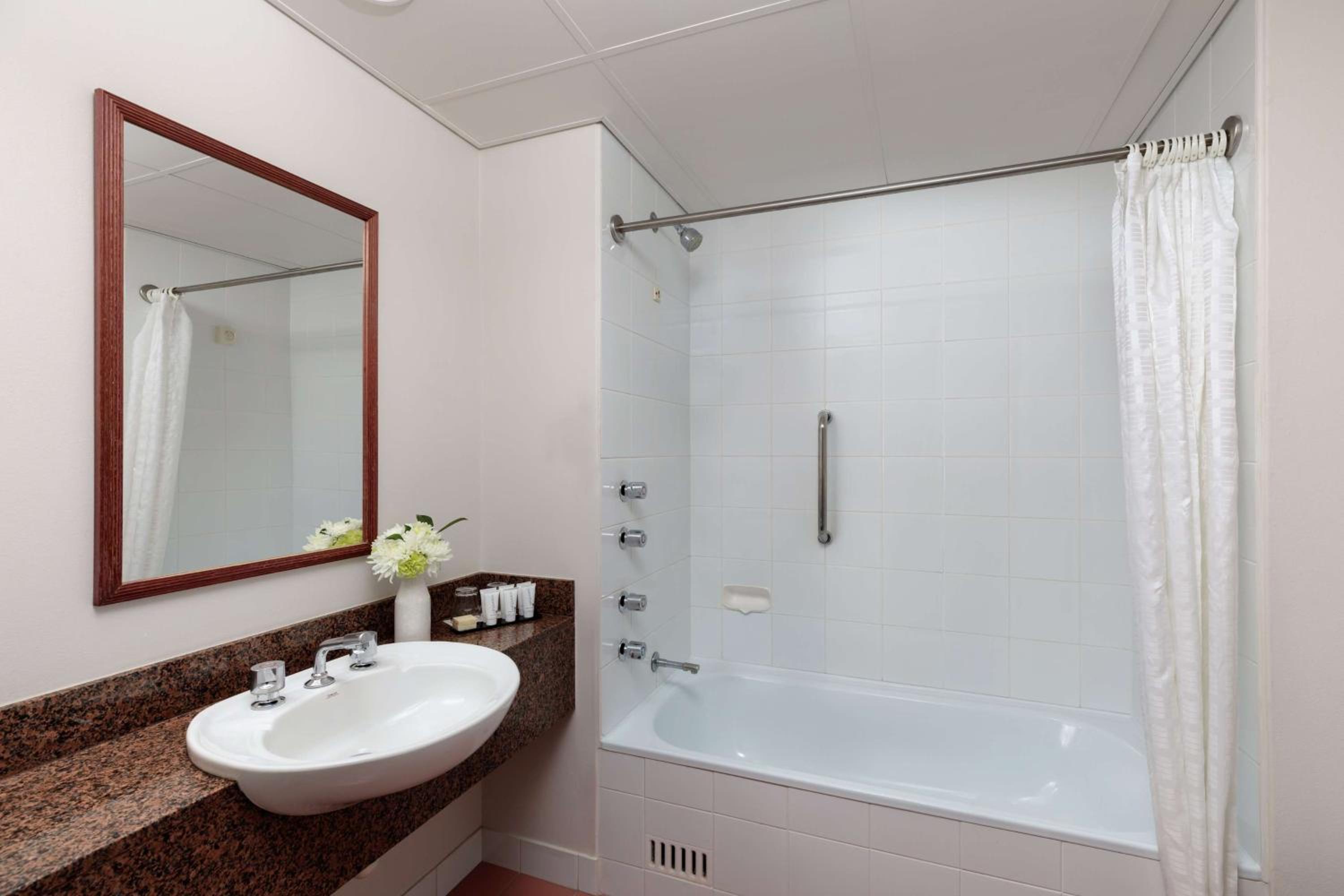 Queen Room - Photo 4