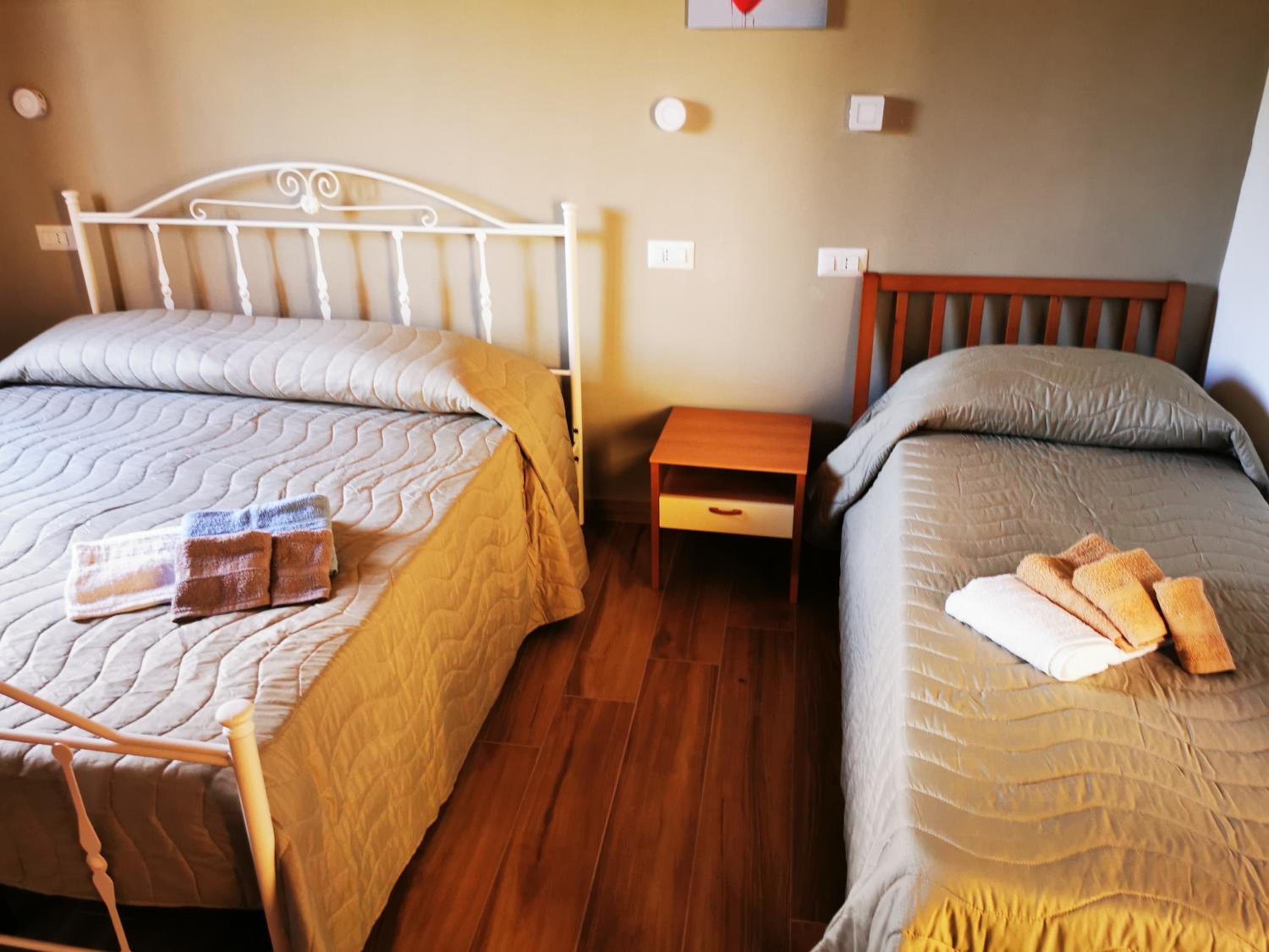 Double Room with Private Bathroom photo 1