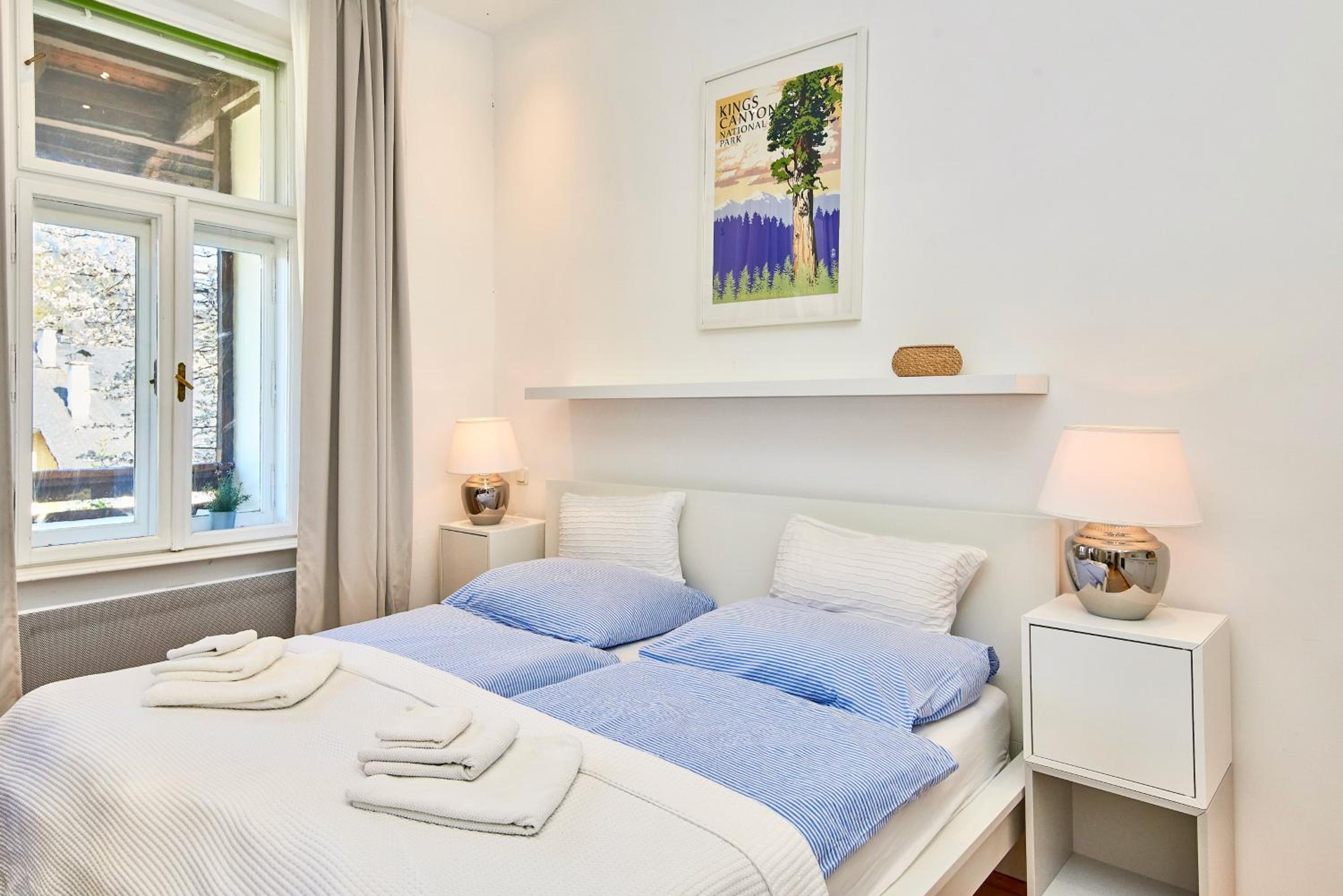 Studio Apartment with Balcony and Rax View - Top 4