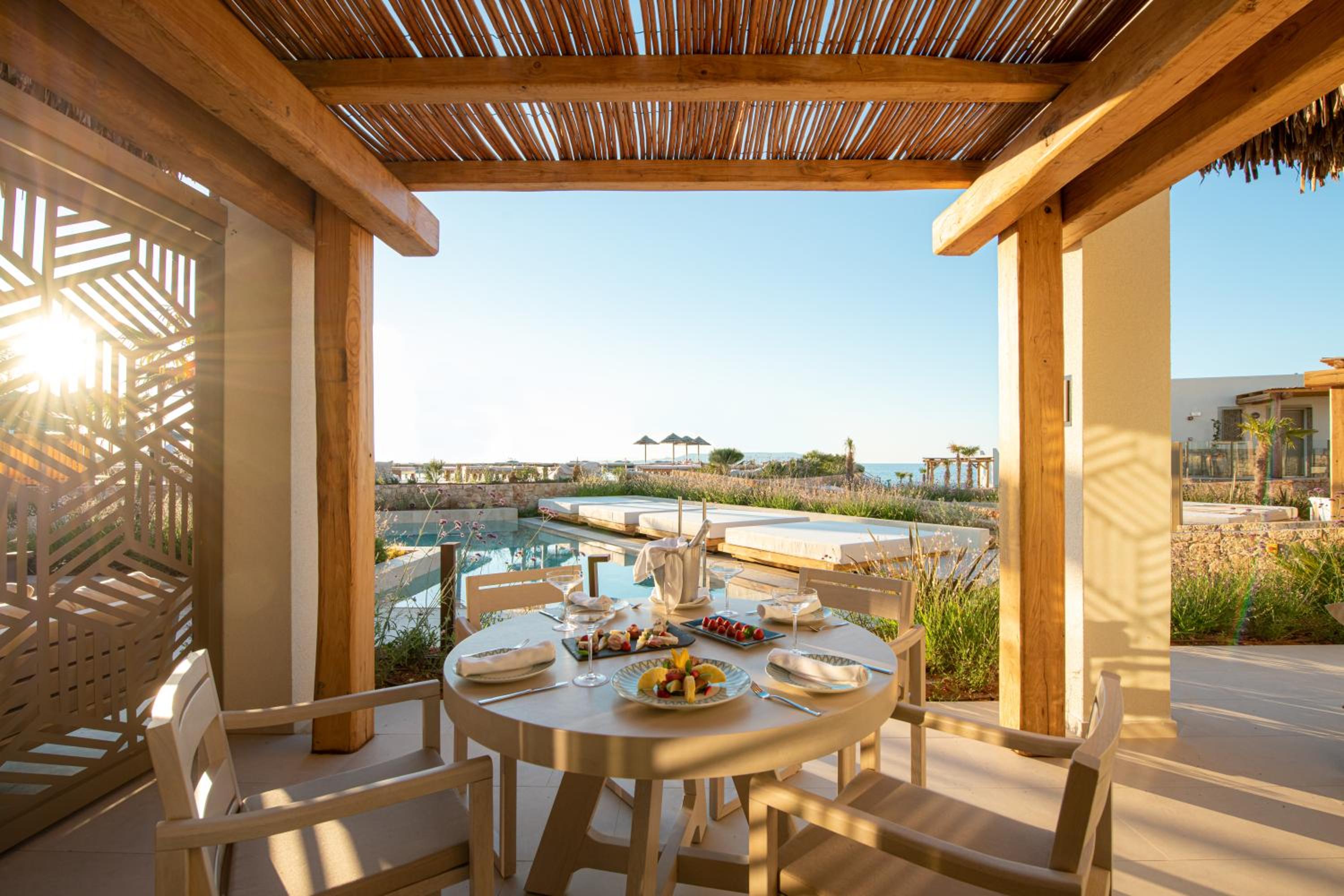 Superior Suite Sharing Pool