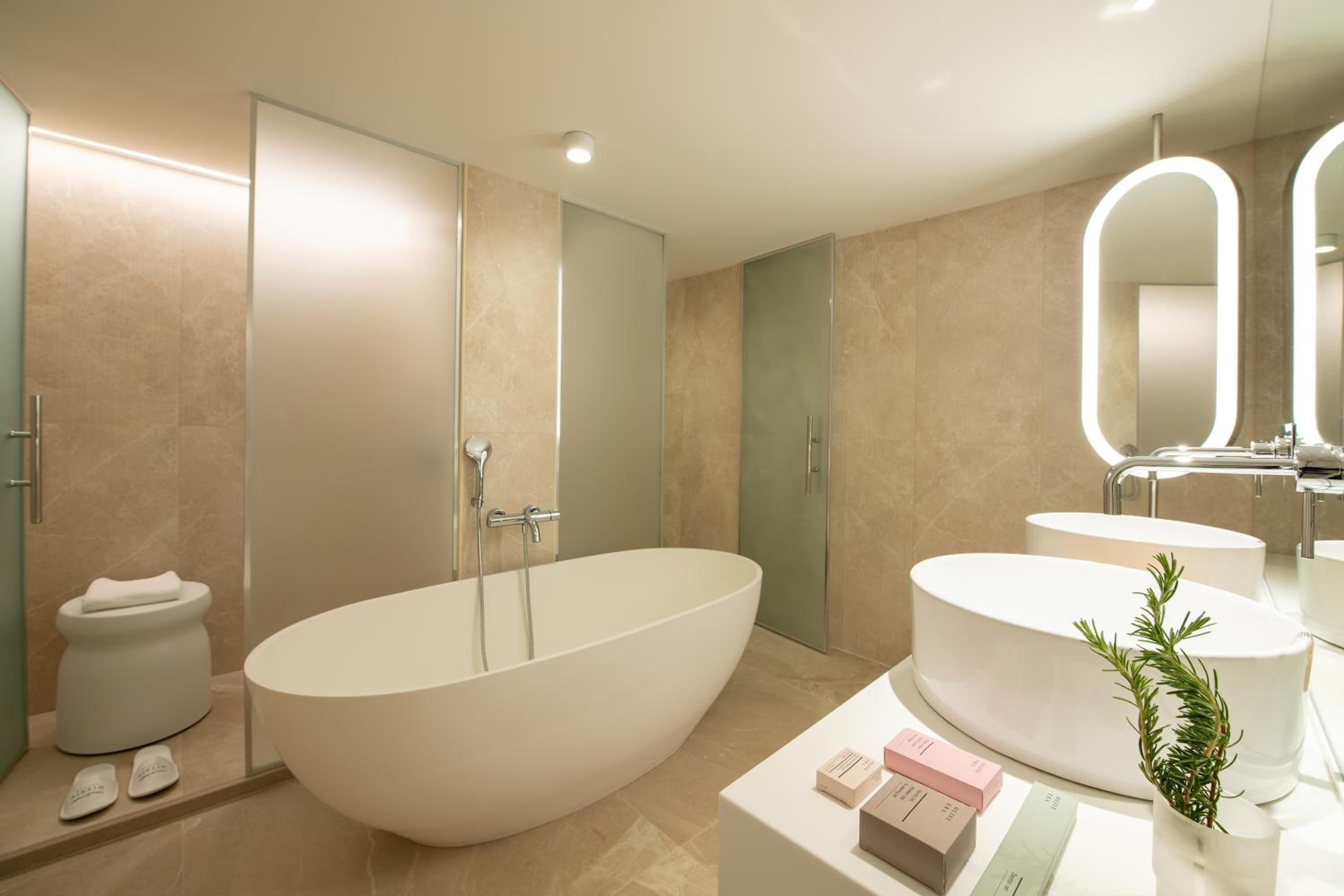 Superior Suite Private Pool
