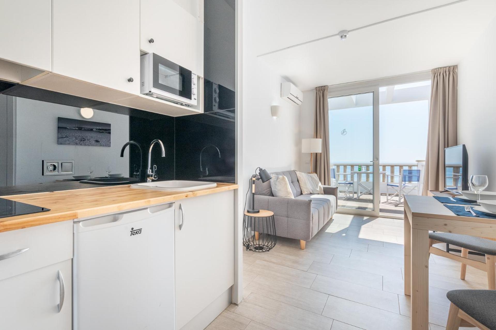 Superior One-Bedroom Apartment With Sea View