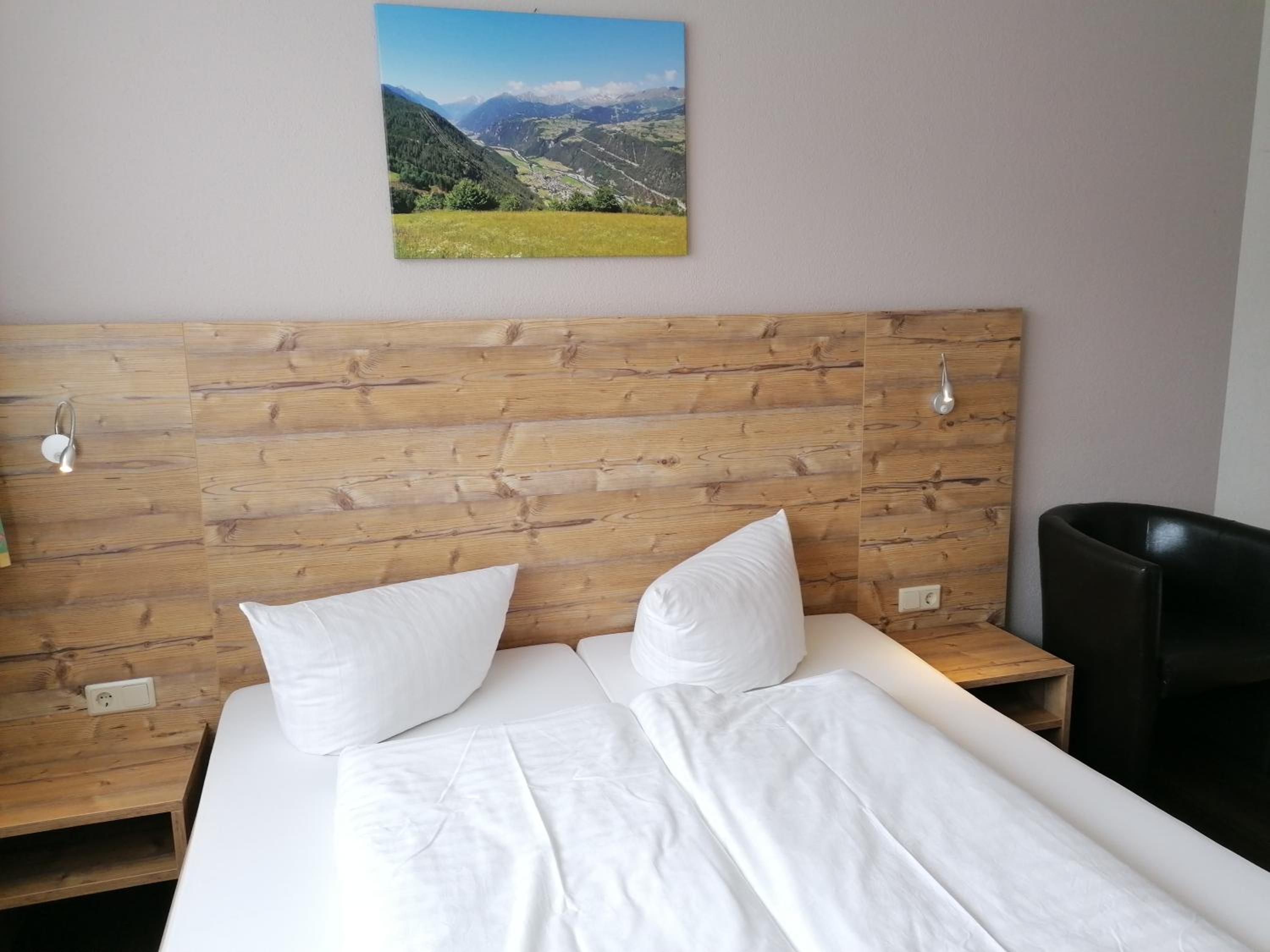 Three-Bedroom Apartment with Terrace photo 1