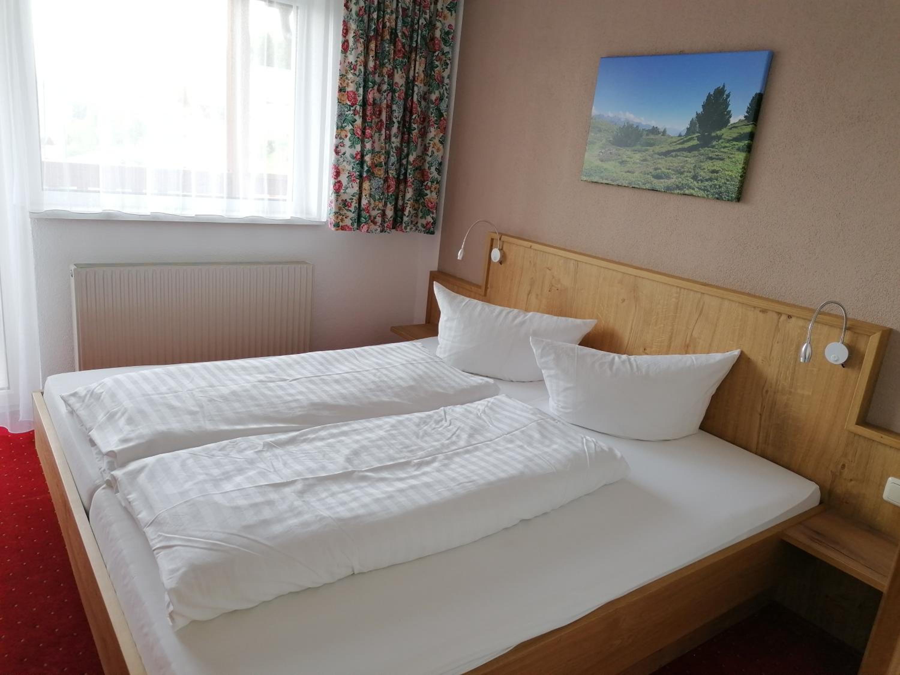Comfort Two-Bedroom Apartment with Balcony photo 1