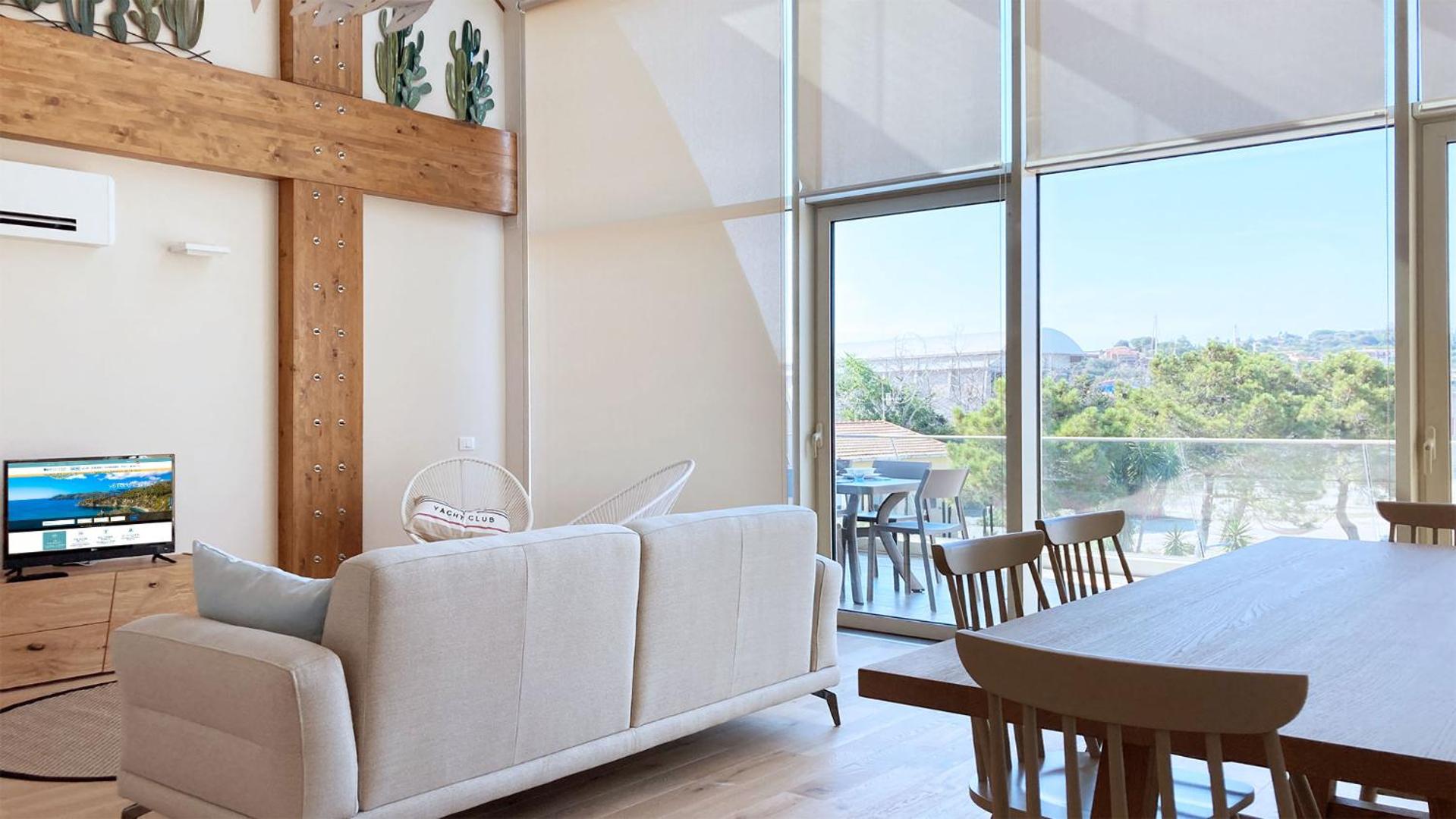 Apartment - Split Level