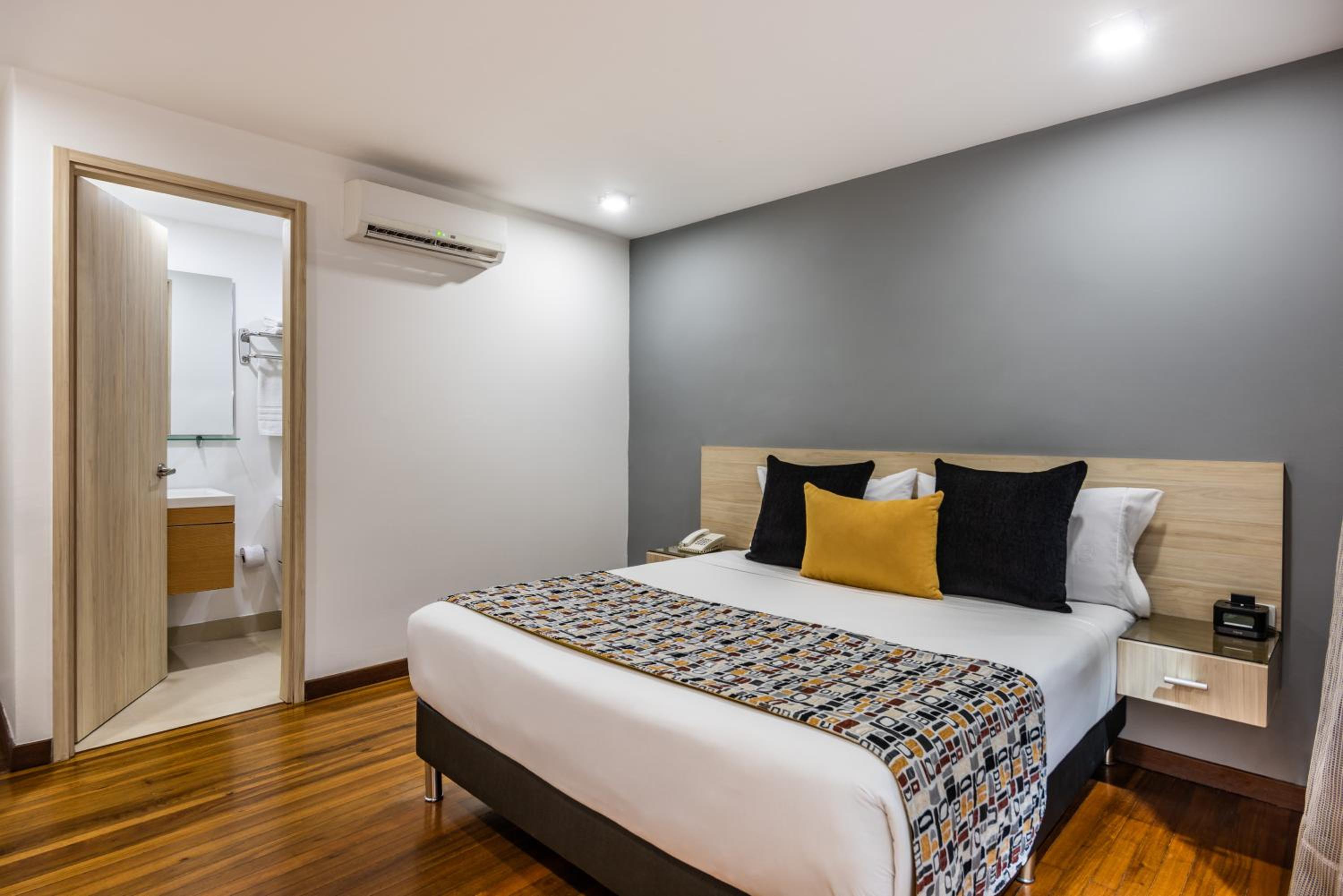 Superior Queen Room