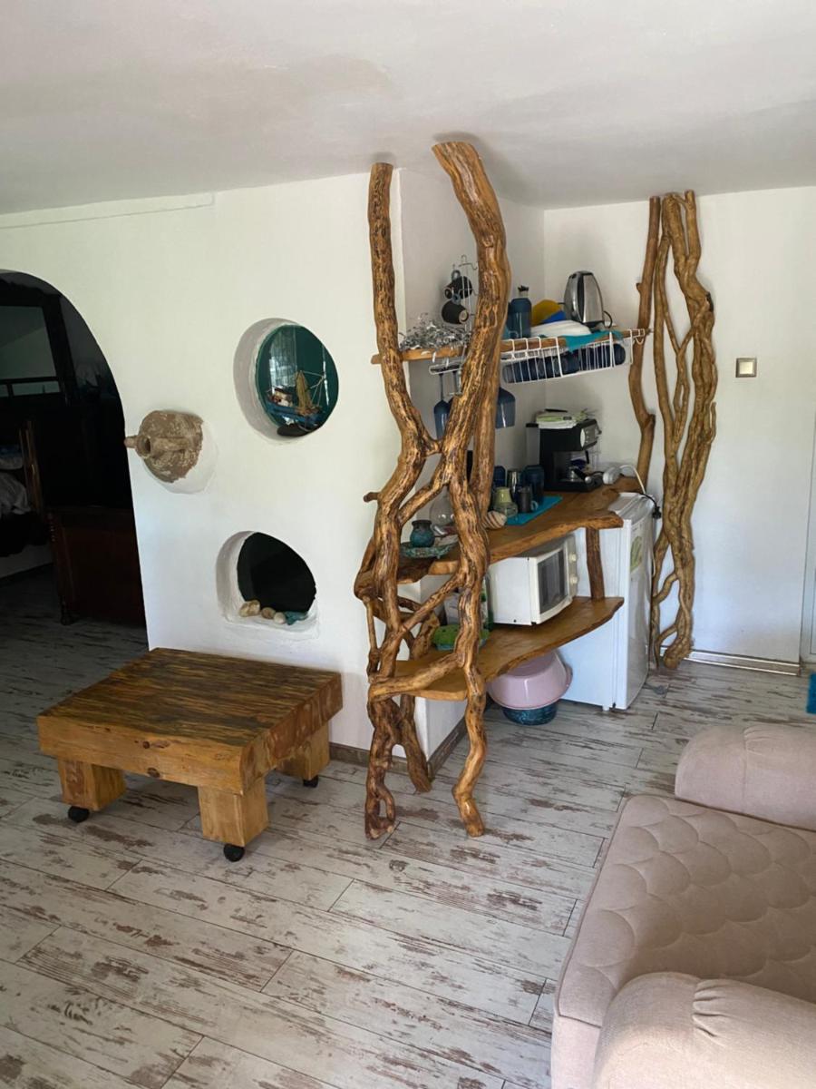 King Studio with Sofa Bed
