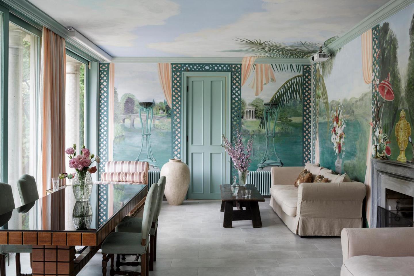 Villa photo 1