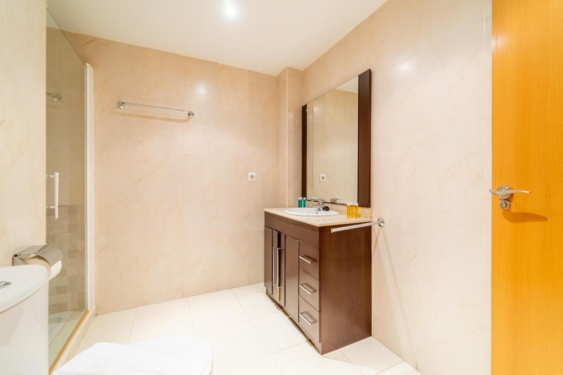 Penthouse Apartment - Photo 2
