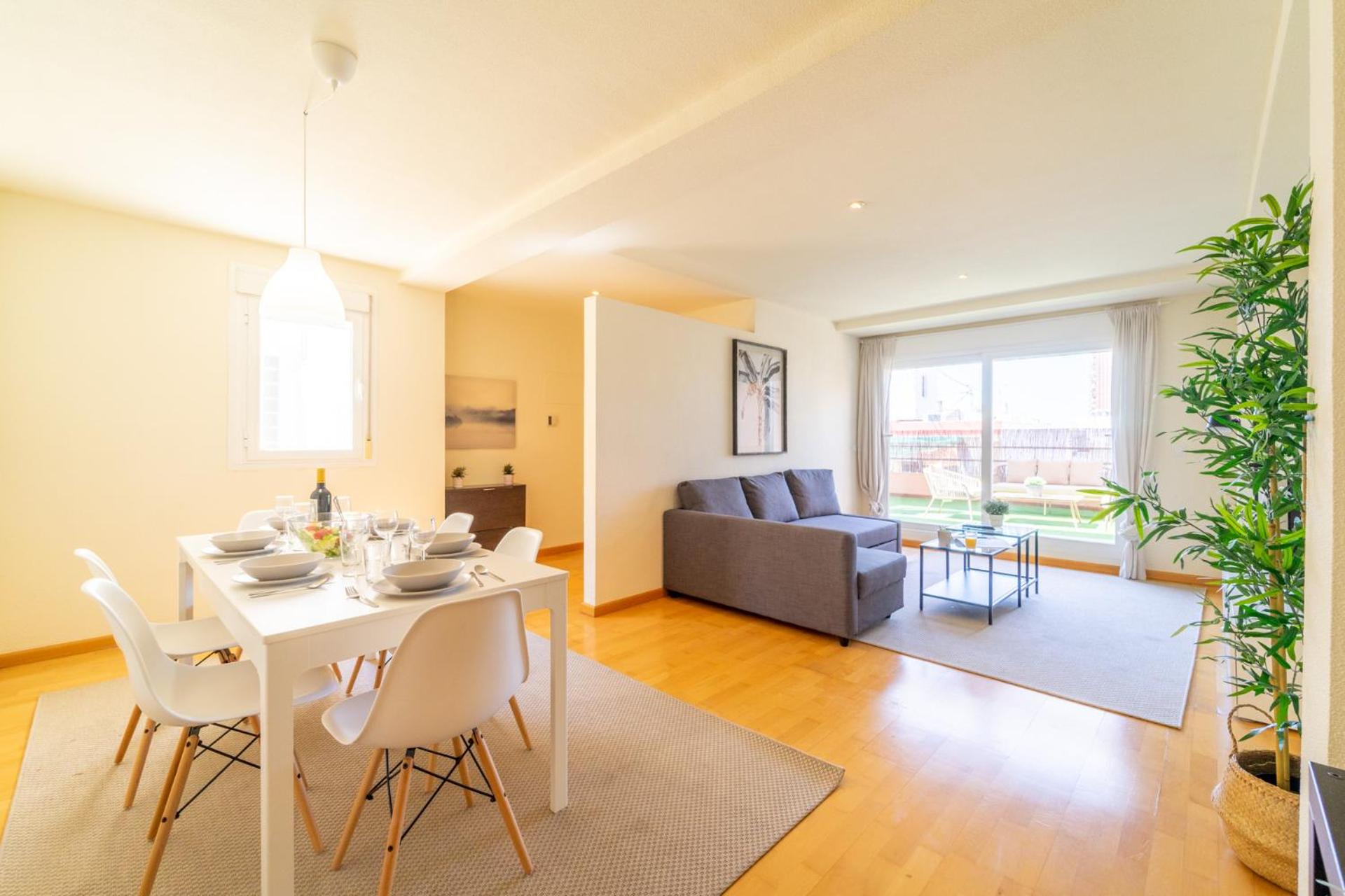 Penthouse Apartment - Photo 36