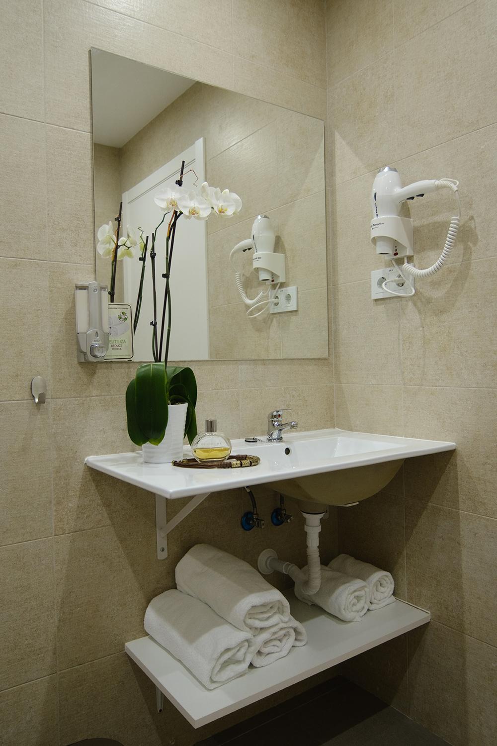 Deluxe Triple Room photo 2