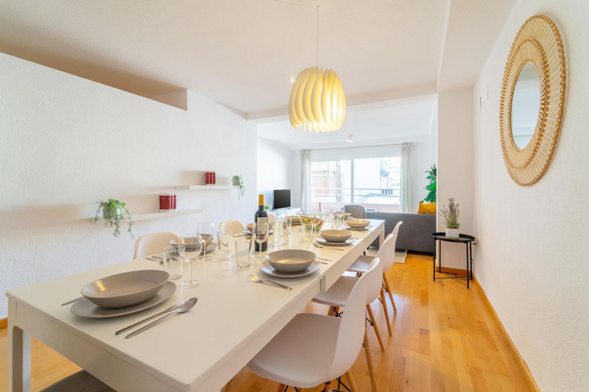 Apartment with Balcony - Photo 28