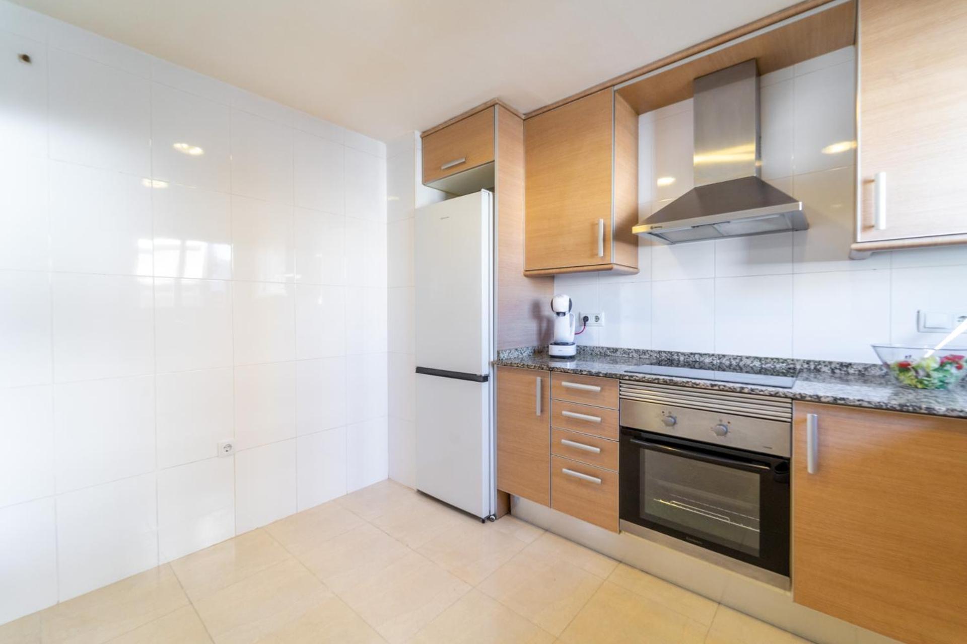Apartment with Balcony - Photo 12