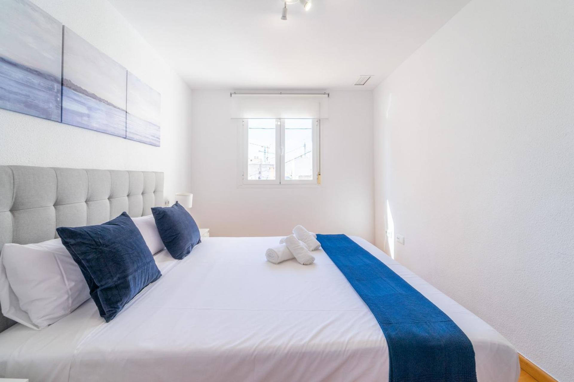 Apartment with Balcony - Photo 22