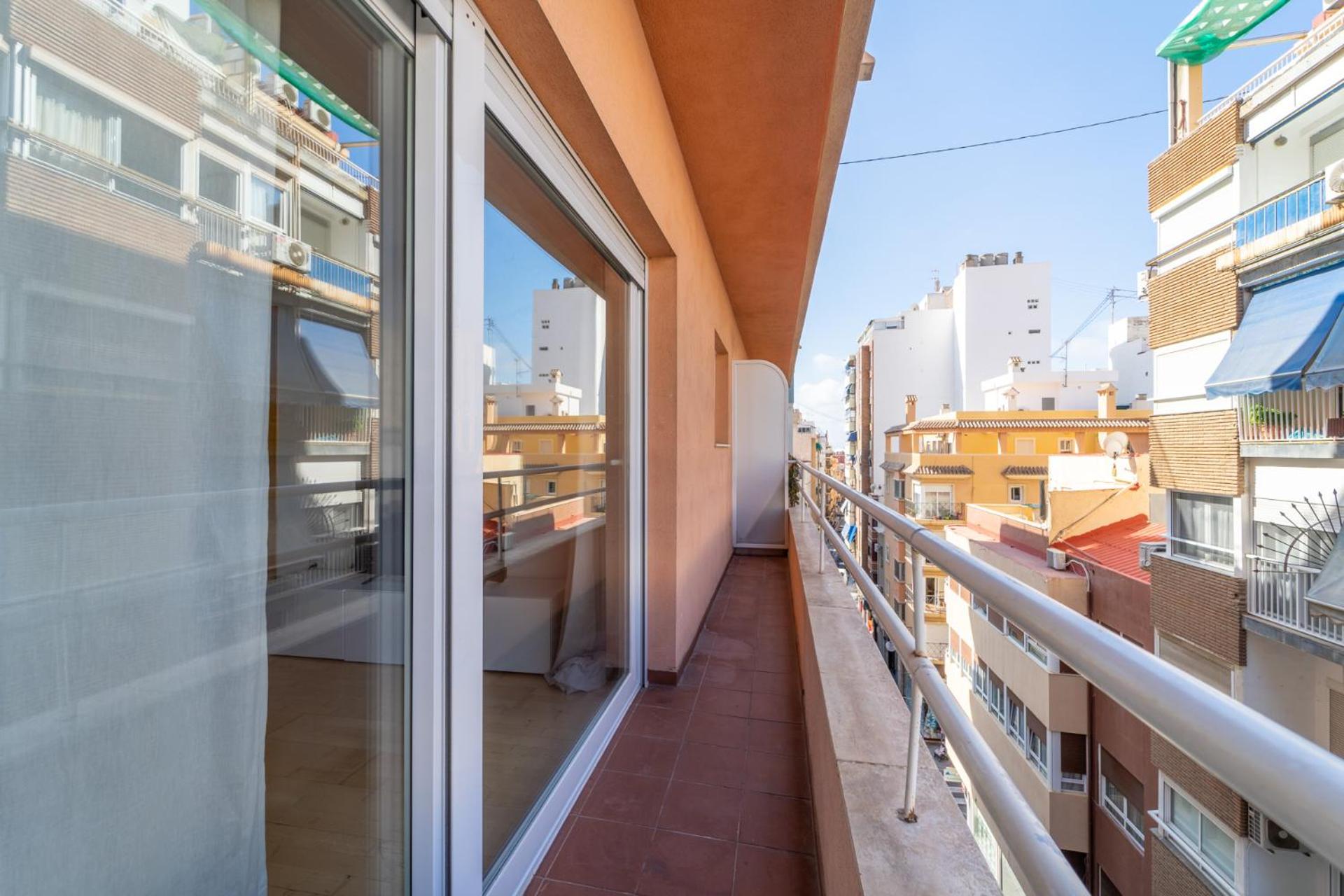 Apartment with Balcony - Photo 48