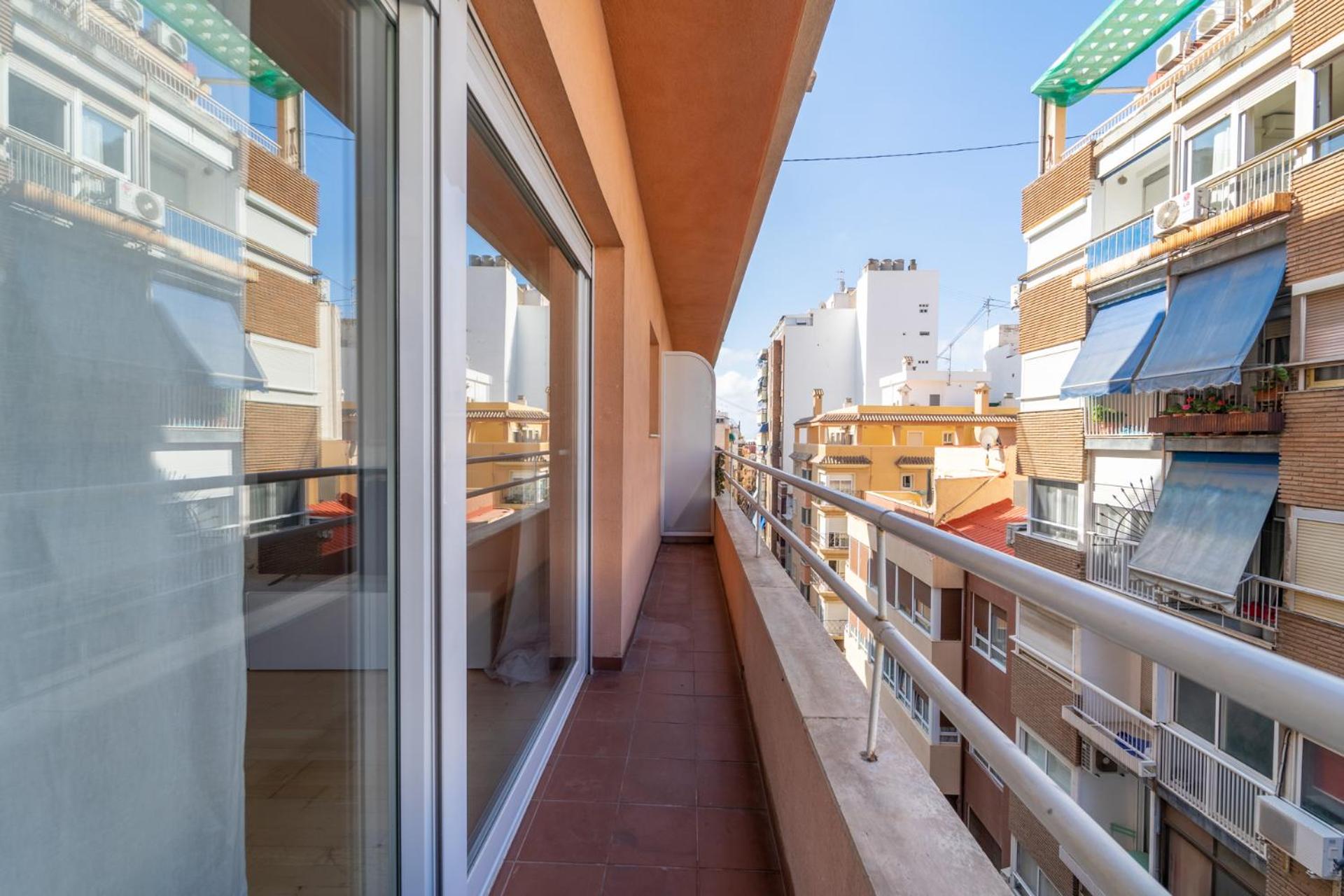 Apartment with Balcony - Photo 46