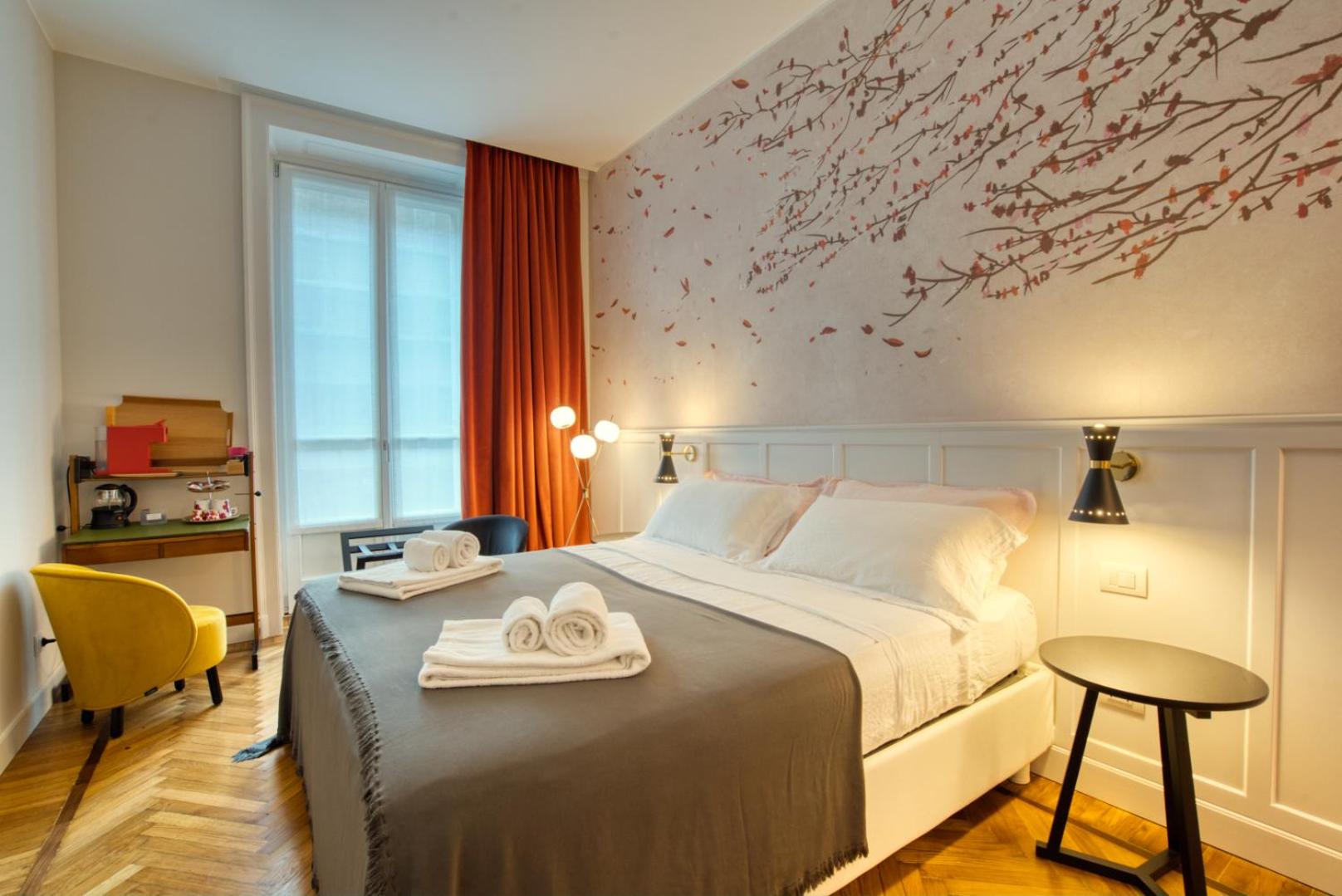 Deluxe Double Room with Balcony