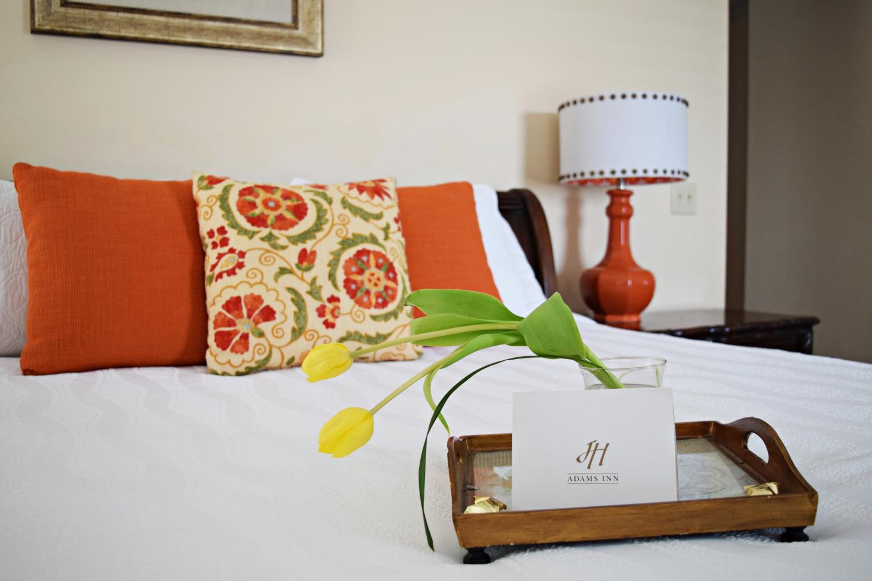 1 King Bed, Luxury Room, Non-Smoking - Photo 10