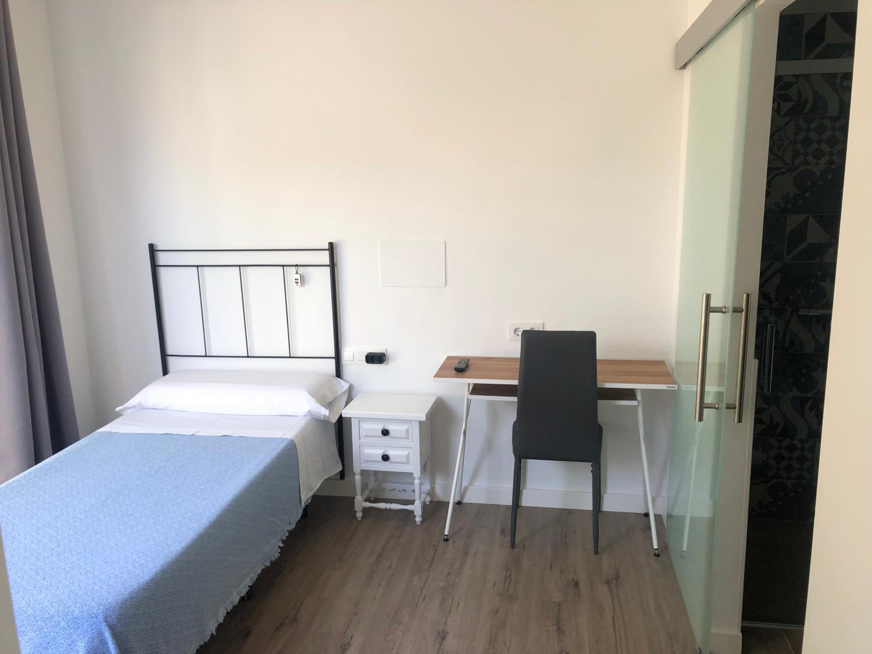 Triple Room with Terrace - Photo 10