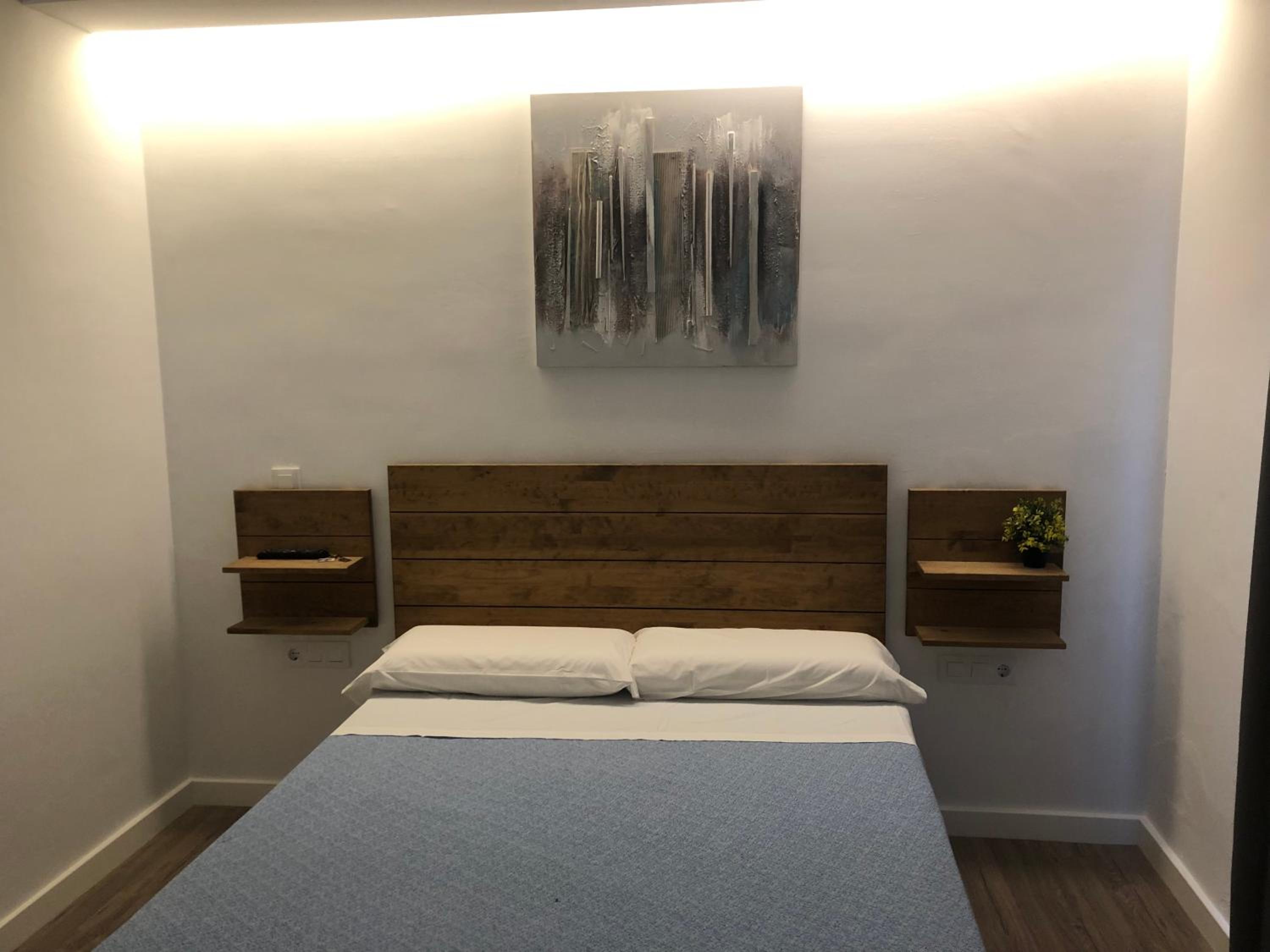 Triple Room with Terrace - Photo 9