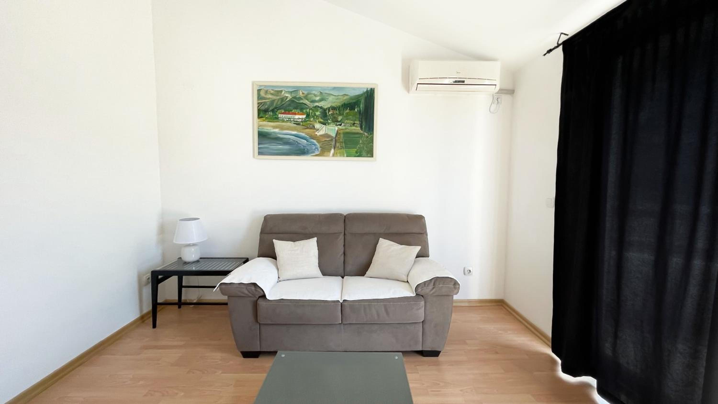 One-Bedroom Apartment with Partial Sea View
