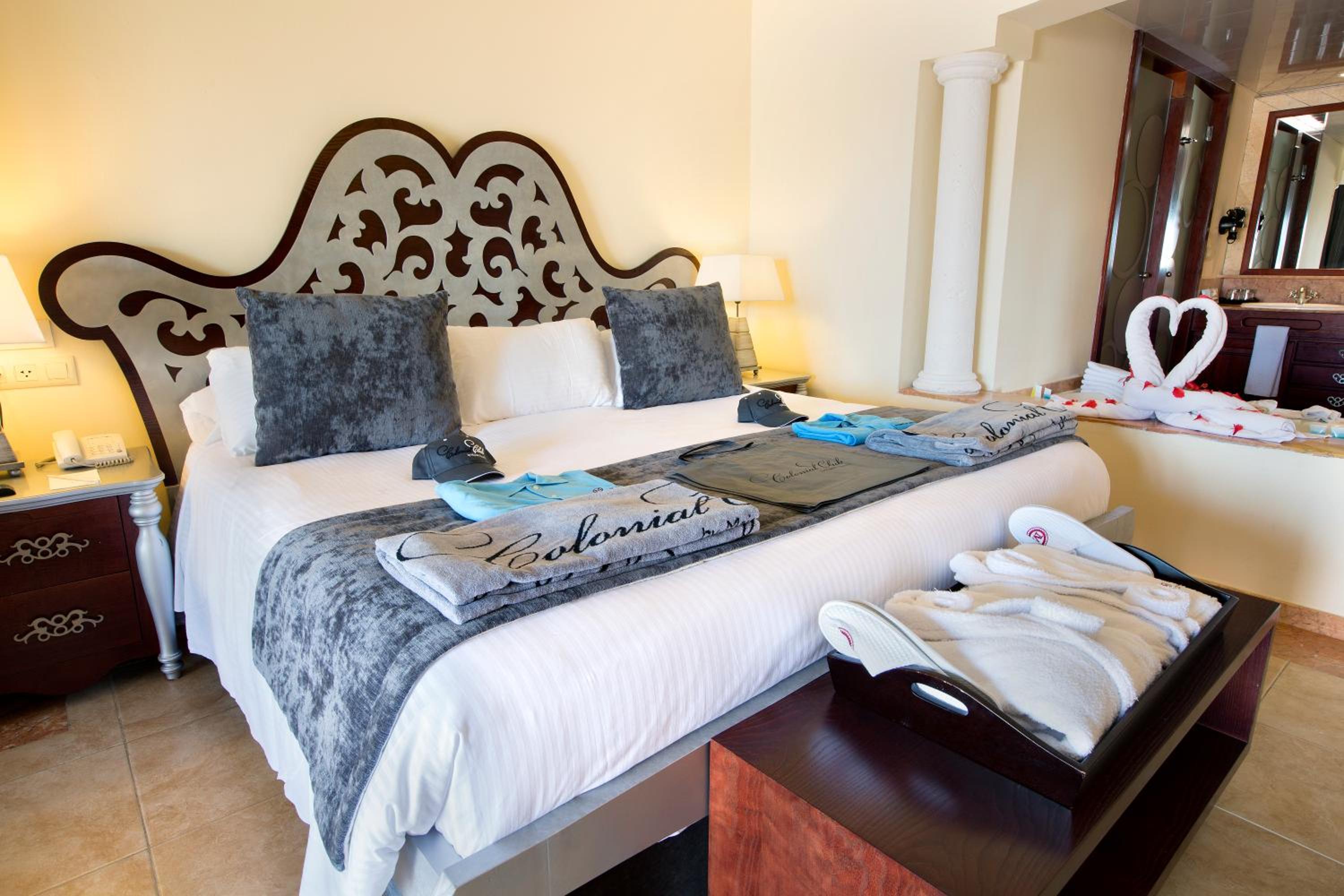 Colonial Club Colonial Jr. Suite Ocean Front (Adults Only, 18+) - Free Wifi