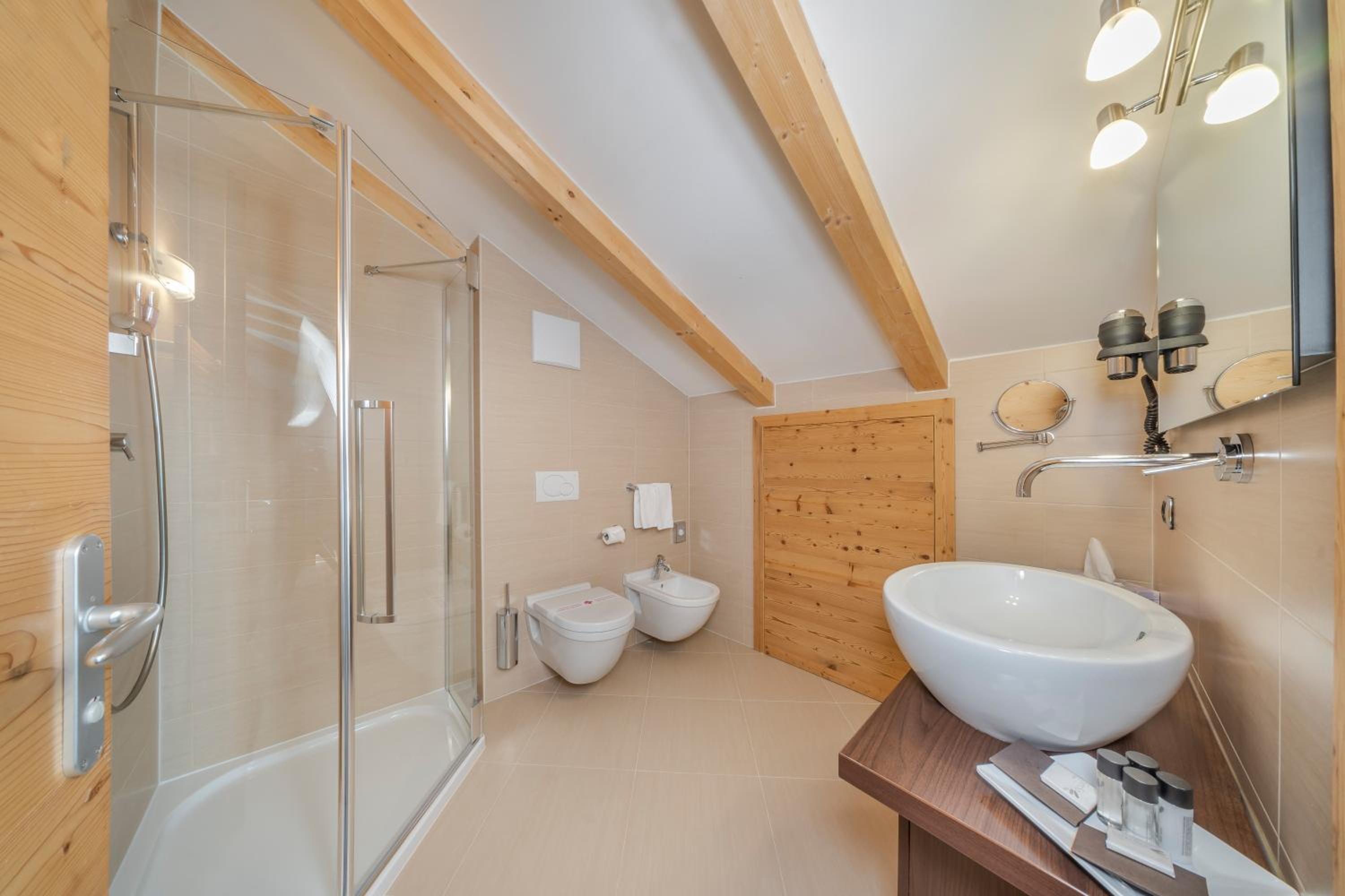 Junior Suite - Photo 2