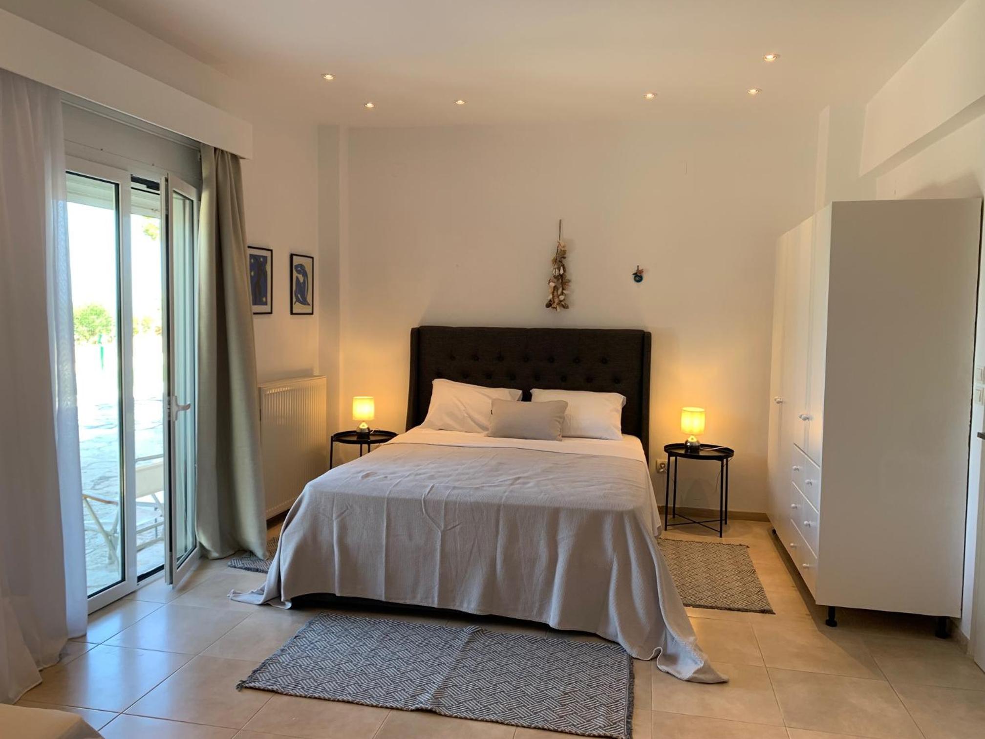 Studio Apartment With Sea View