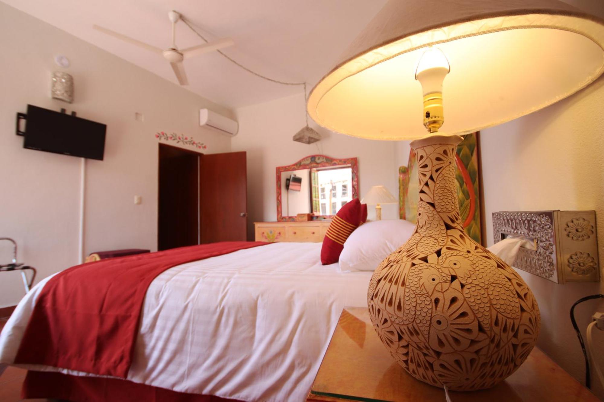 King Suite with Spa Bath photo 2