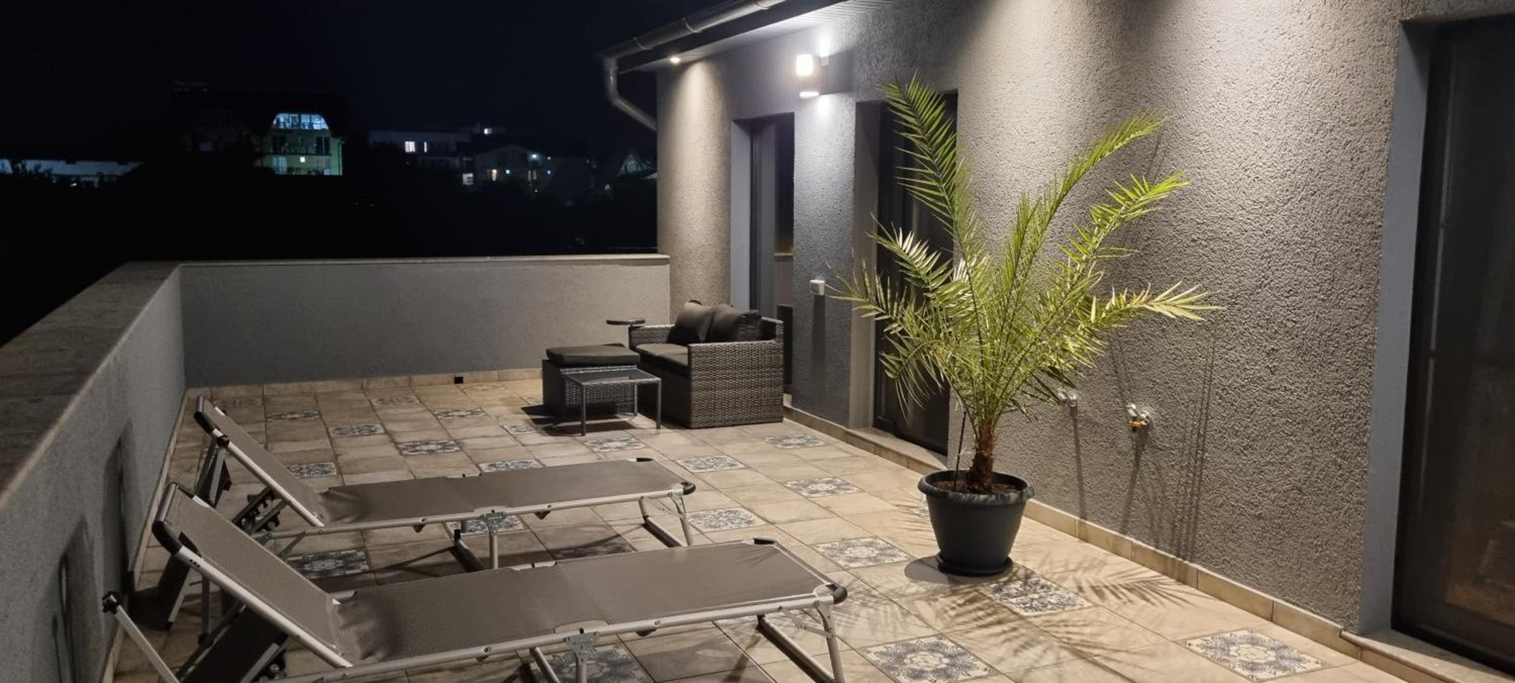King Room with Balcony photo 3