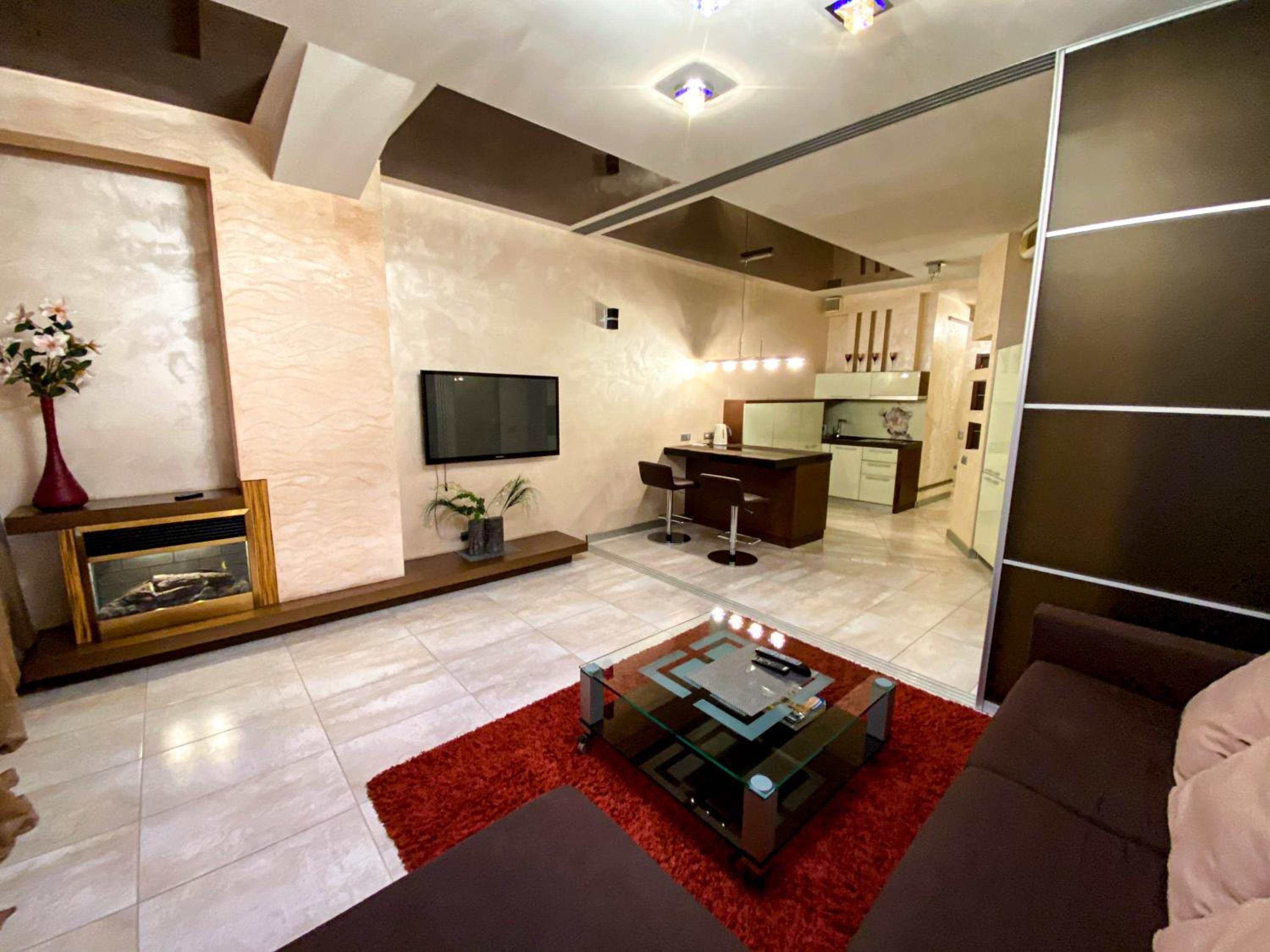 One-Bedroom Luxury Apartment photo 2