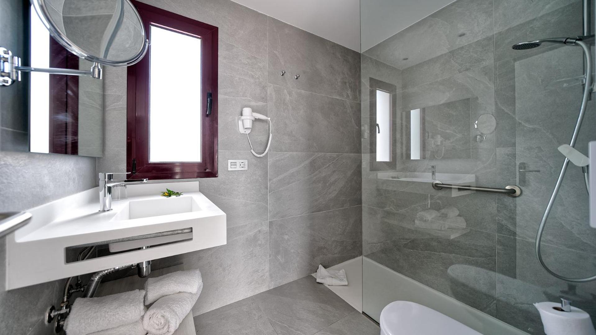 Superior Quadruple Room