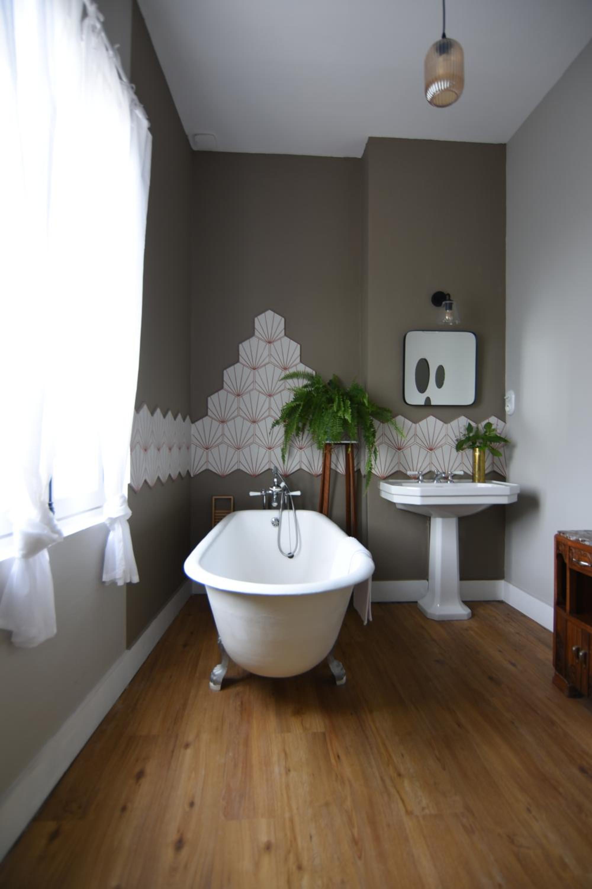 Double or Twin Room with Bathroom - Photo 4