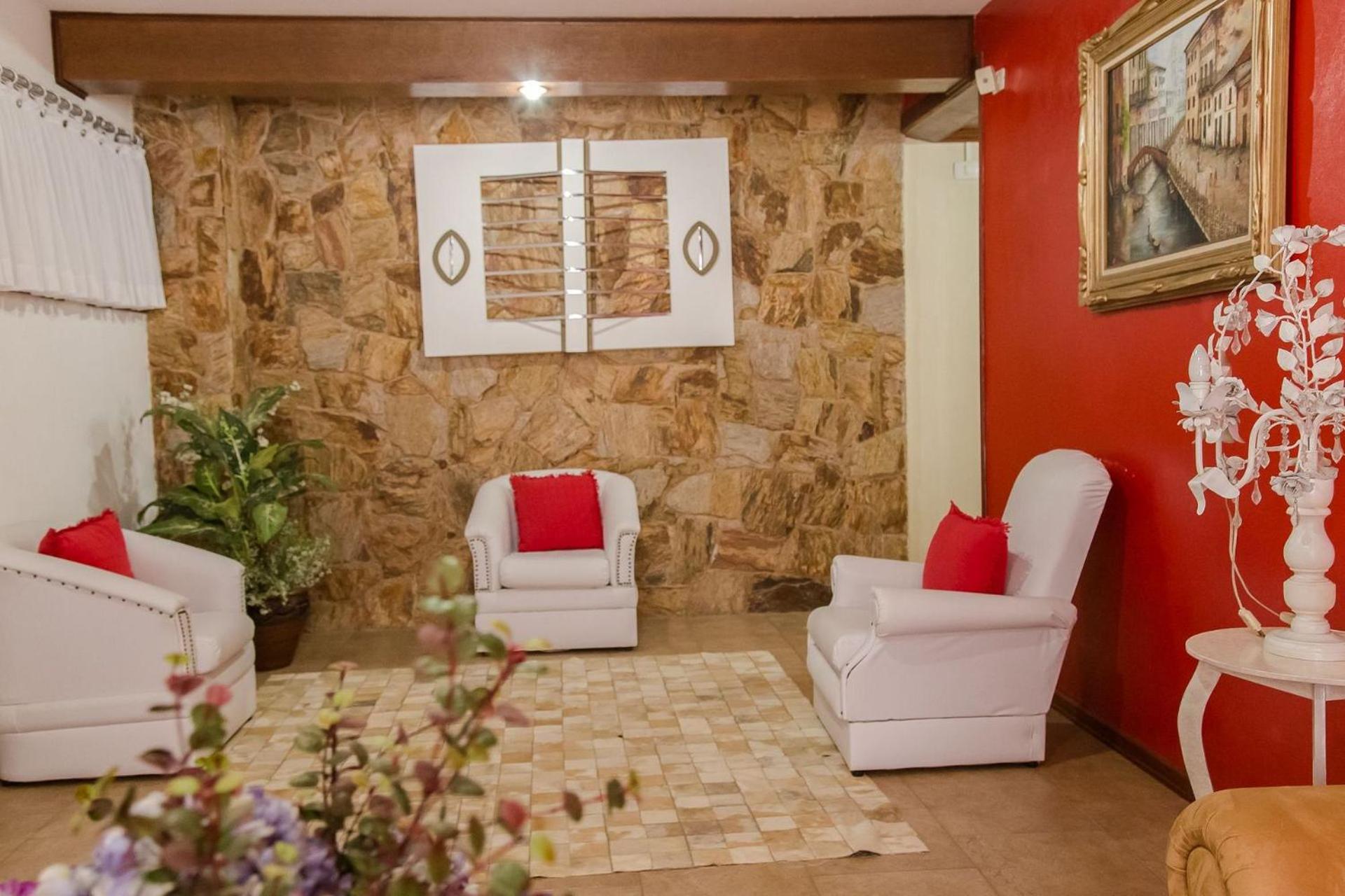Superior Suite - Photo 25