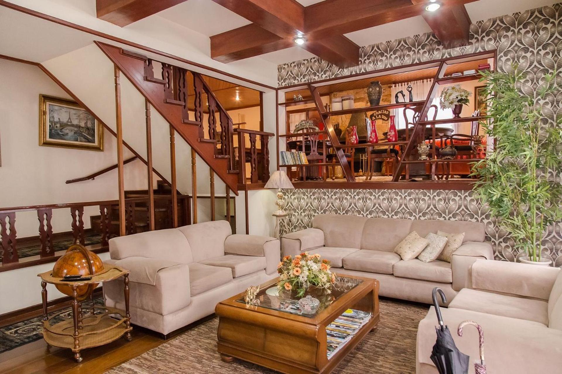 Superior Suite - Photo 24