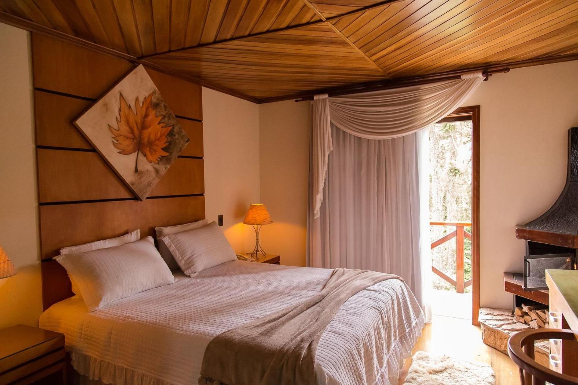 Superior Suite - Photo 7