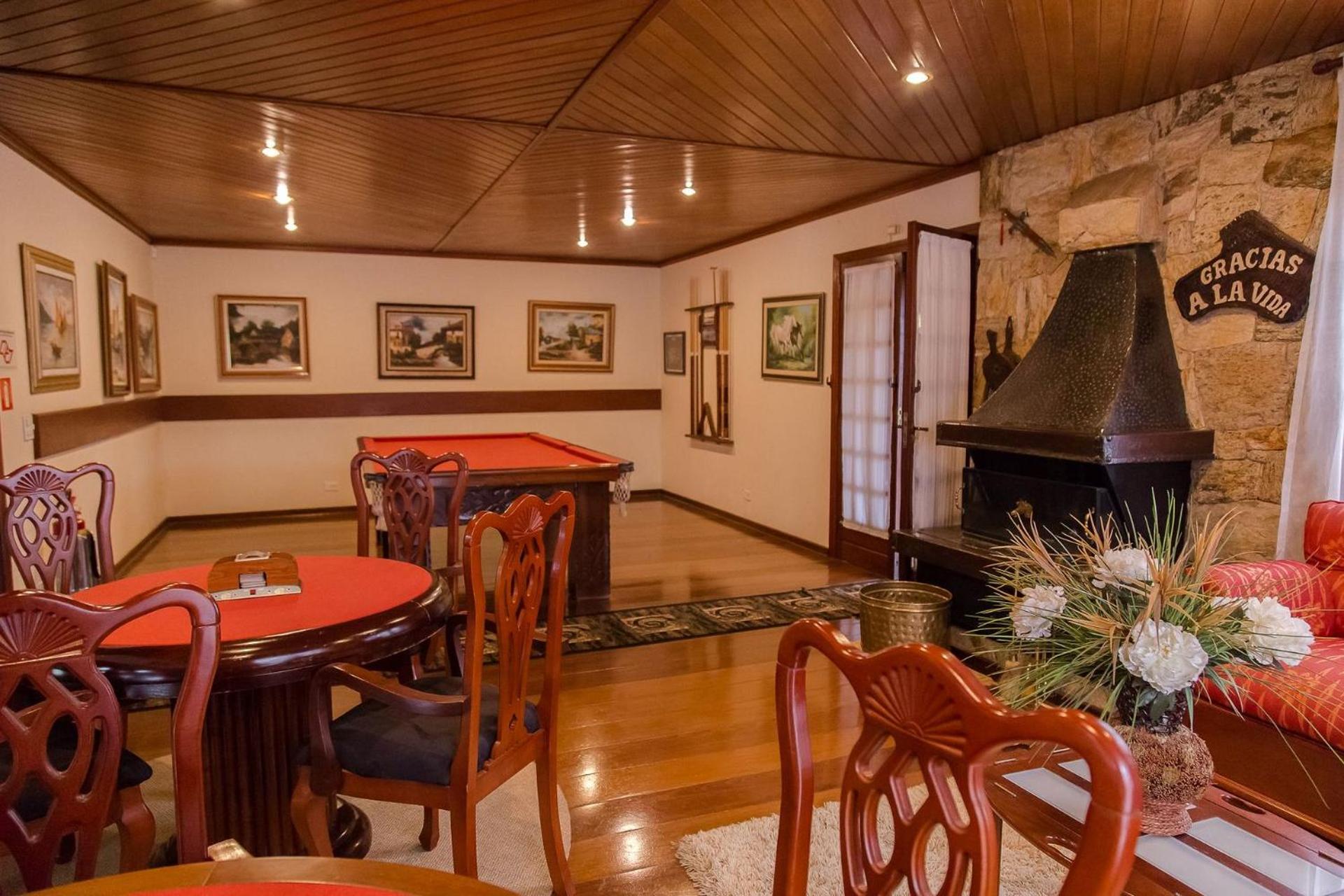 Superior Suite - Photo 37