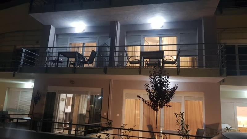 Studio with Balcony photo 3