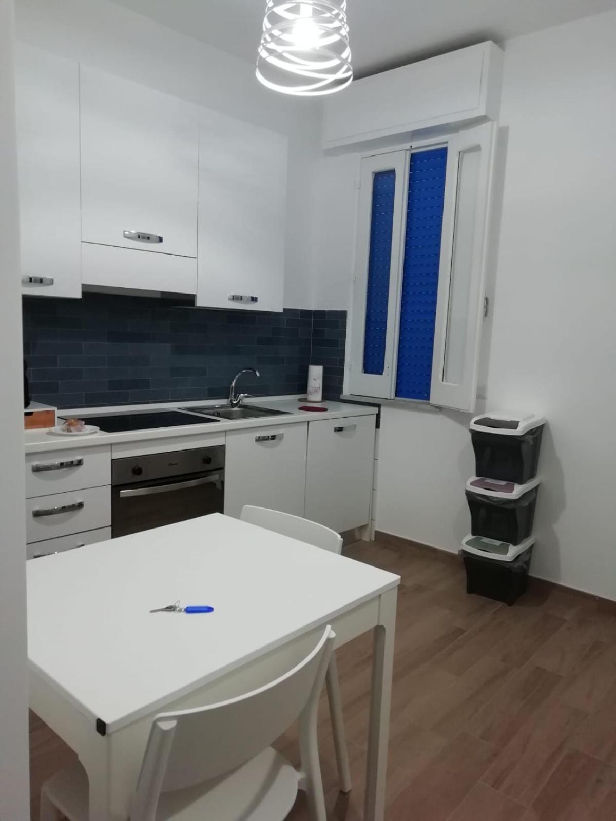 One-Bedroom Apartment - Photo 6