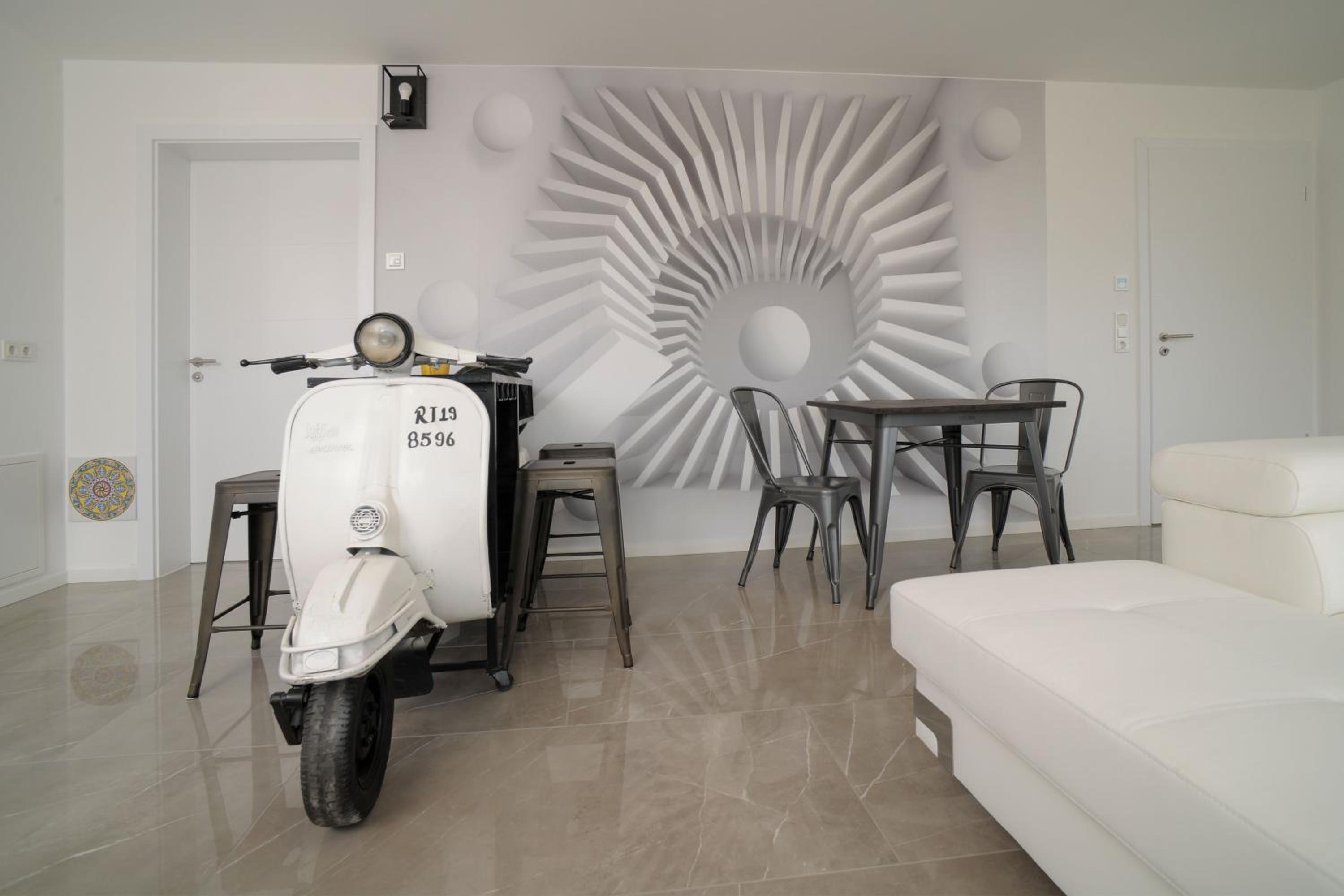 Apartment - Photo 14