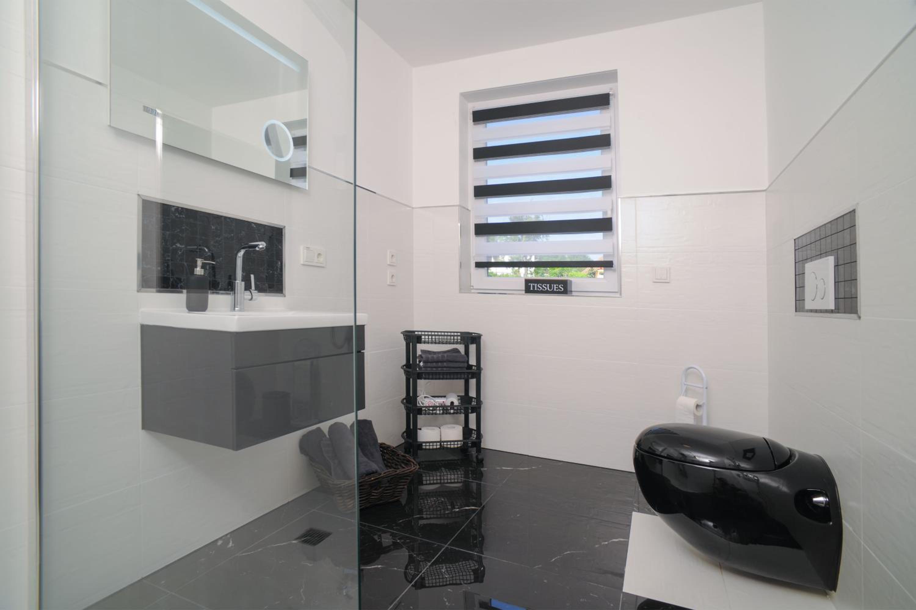 Apartment - Photo 3