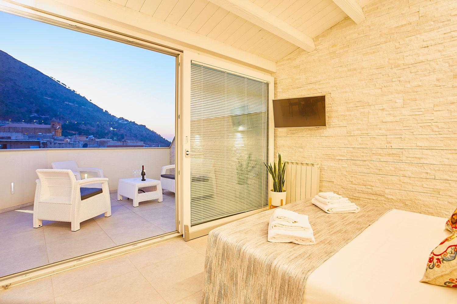 Suite with Terrace photo 3