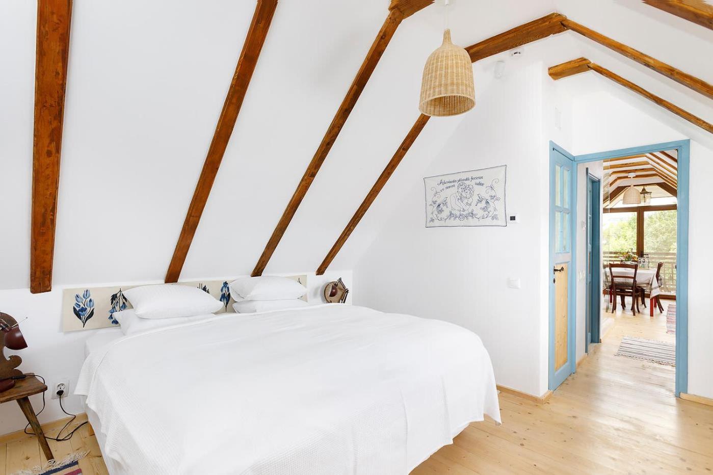 One-Bedroom Suite - Photo 2