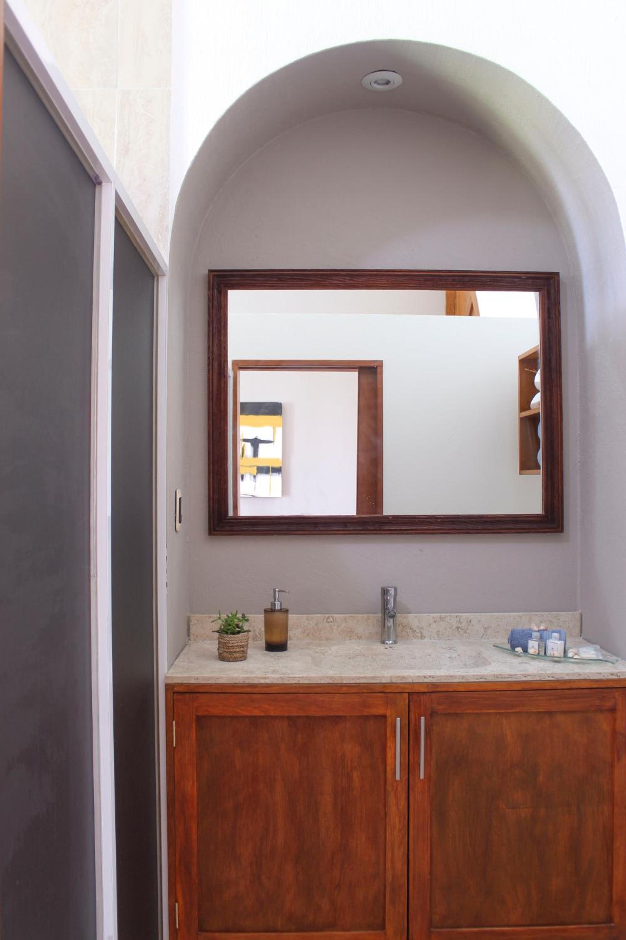 Double Room - Photo 6