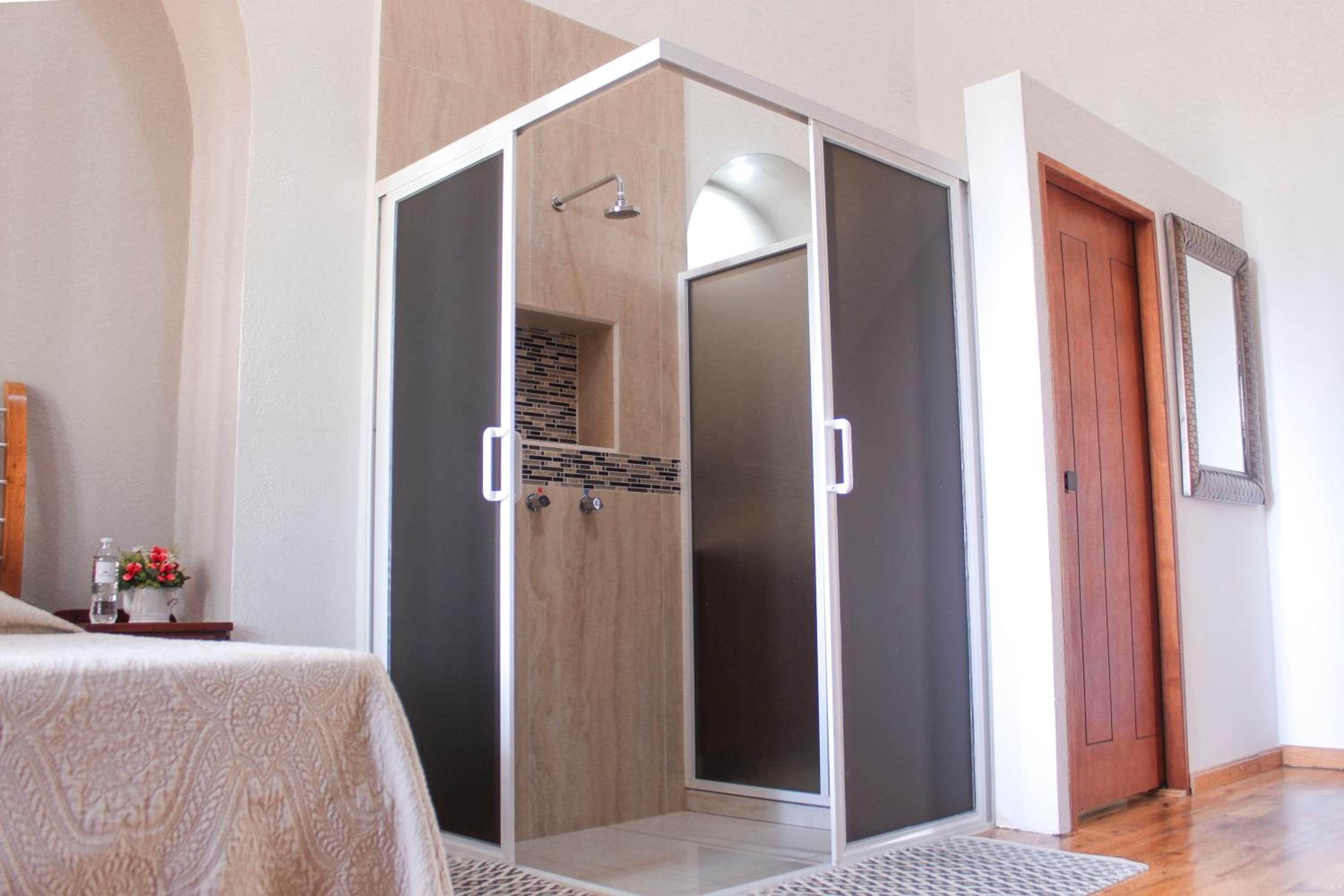 Double Room - Photo 4