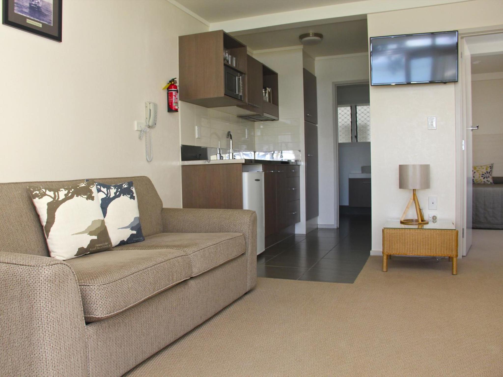 One-Bedroom Suite - Water Front 5 - Photo 1