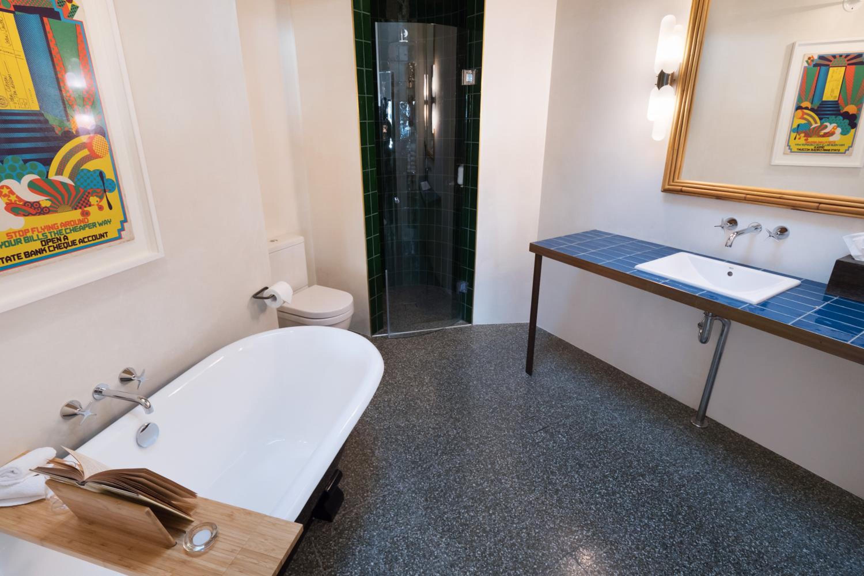 Penthouse Suite - Photo 5