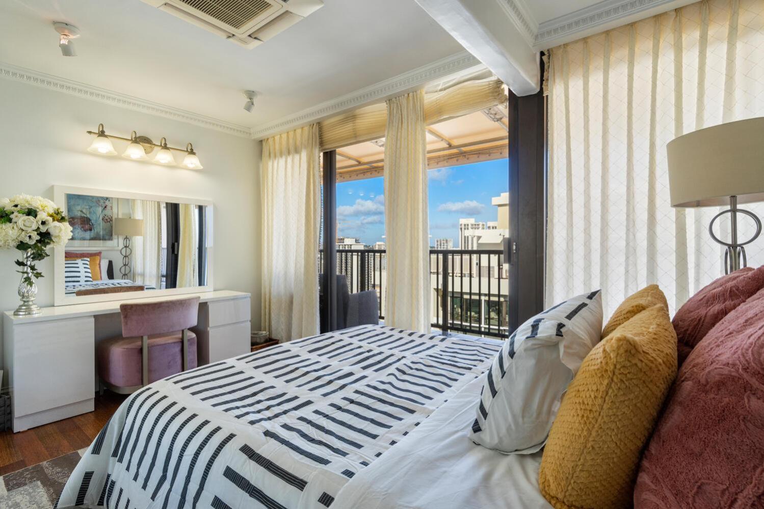 Apartment with Sea View
